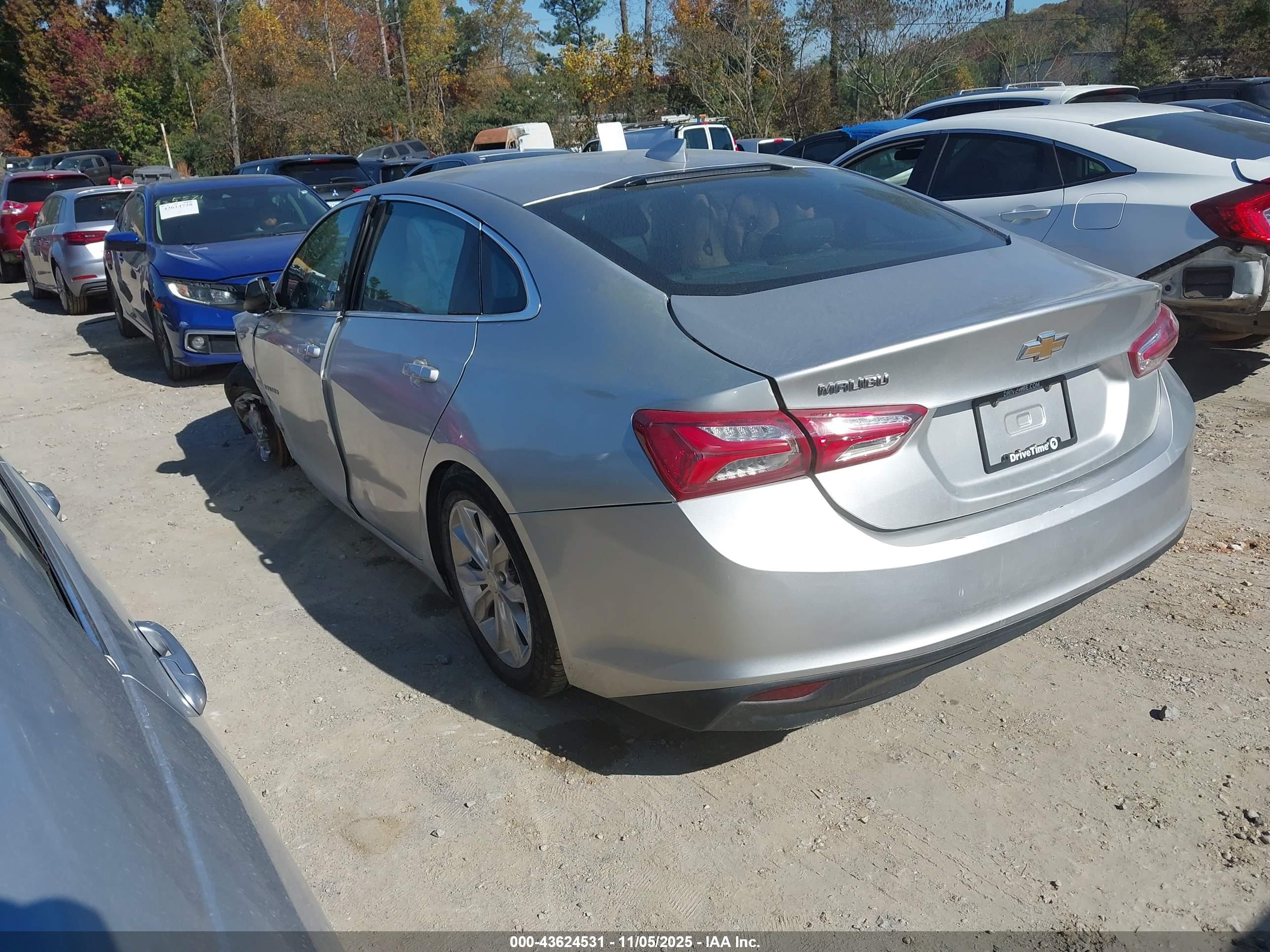CHEVROLET MALIBU image 3