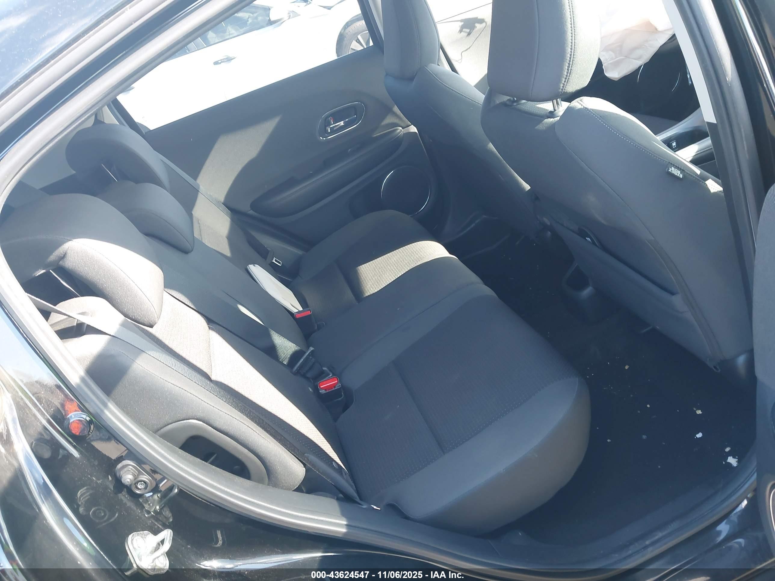 HONDA HR-V image 8