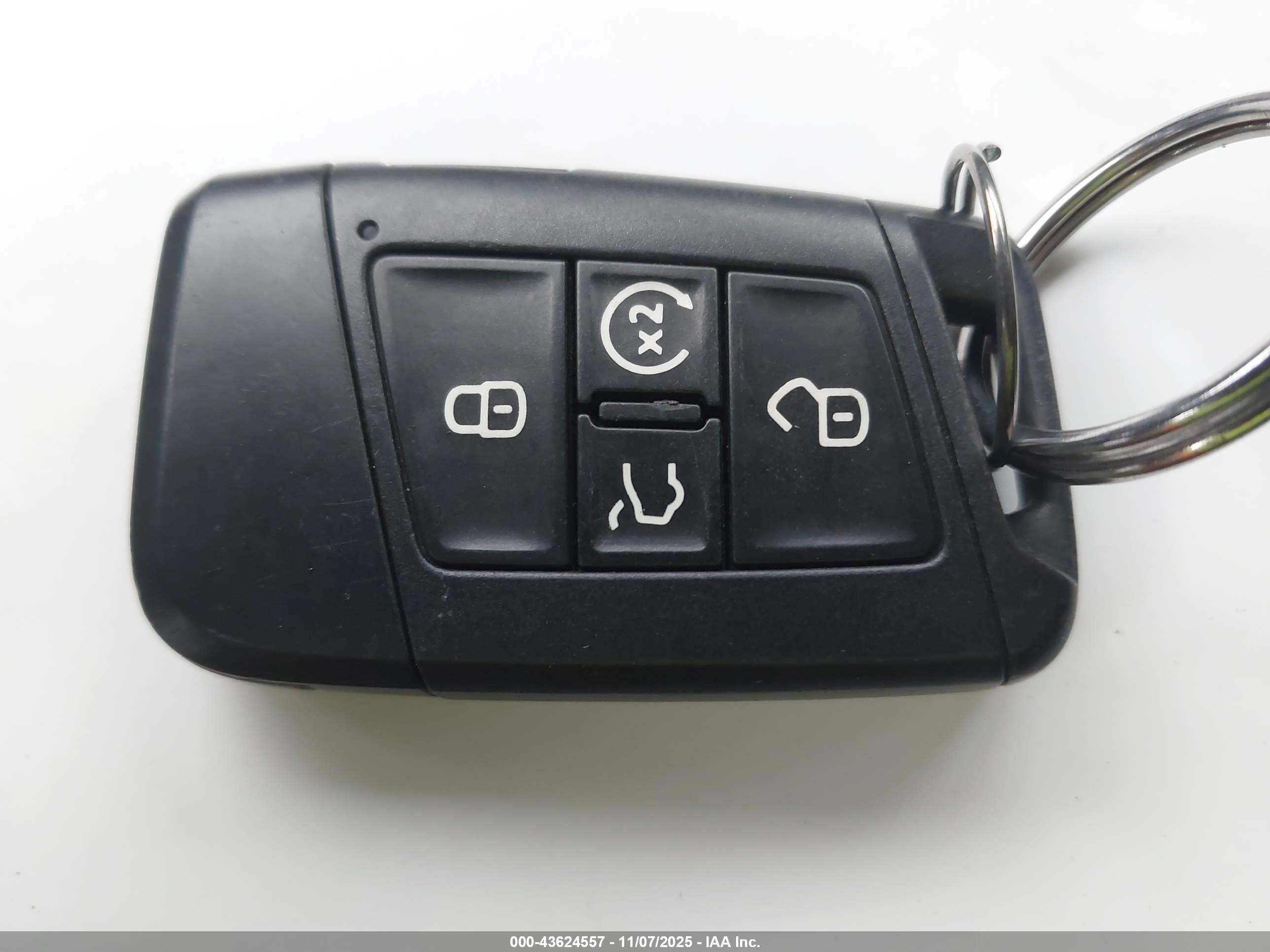 VOLKSWAGEN ATLAS image 11