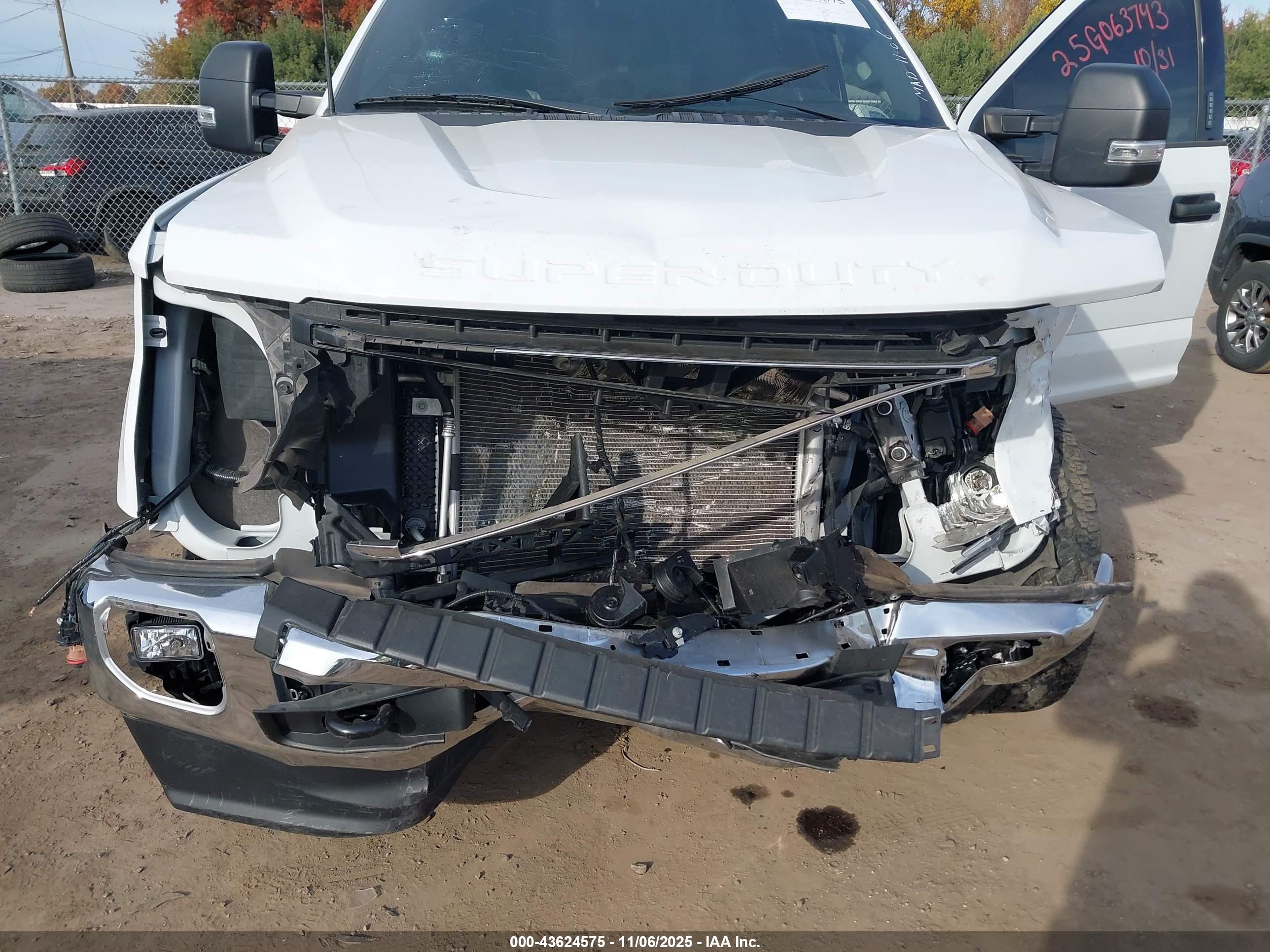FORD F-250 image 6