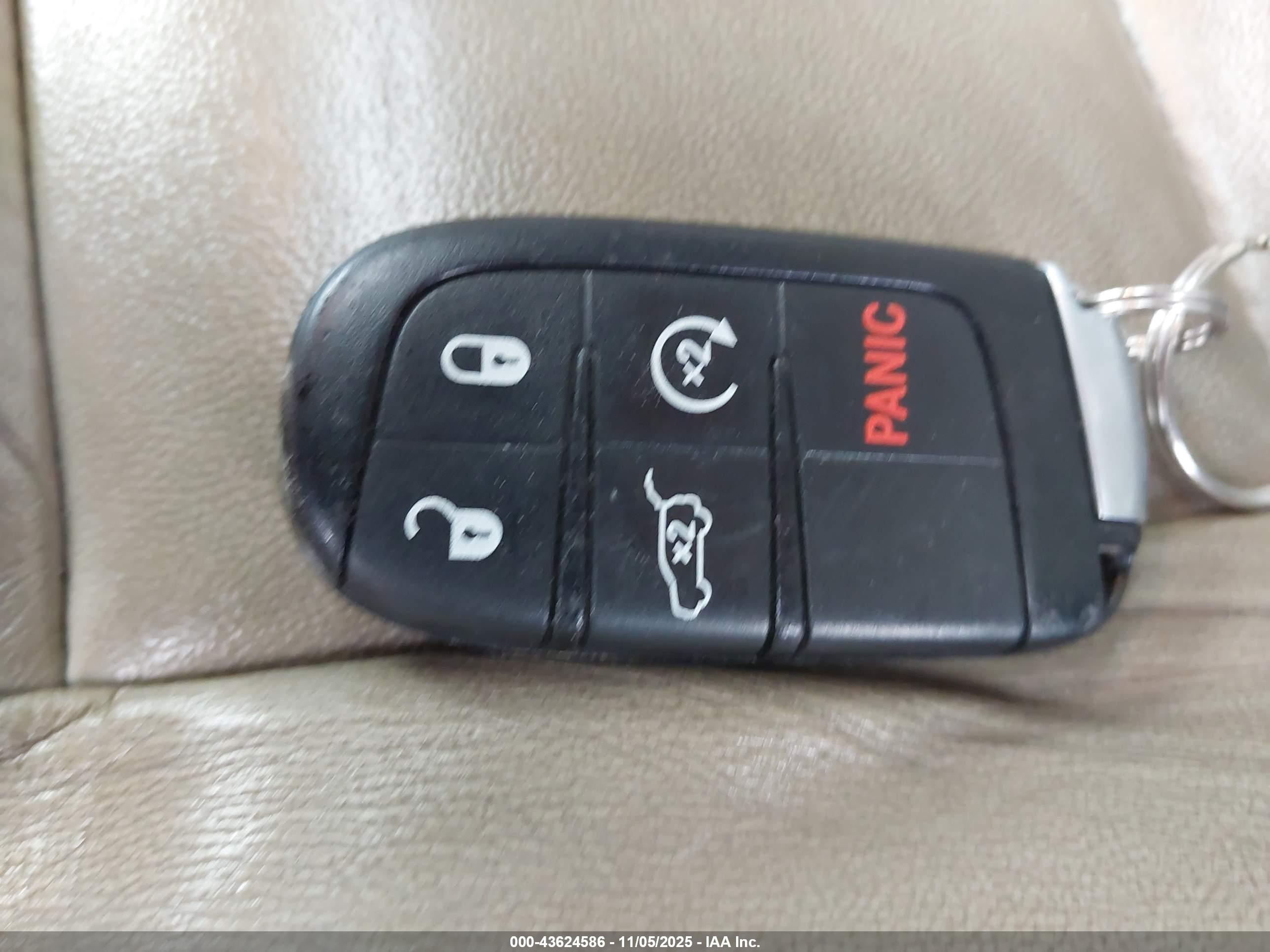 JEEP GRAND image 11