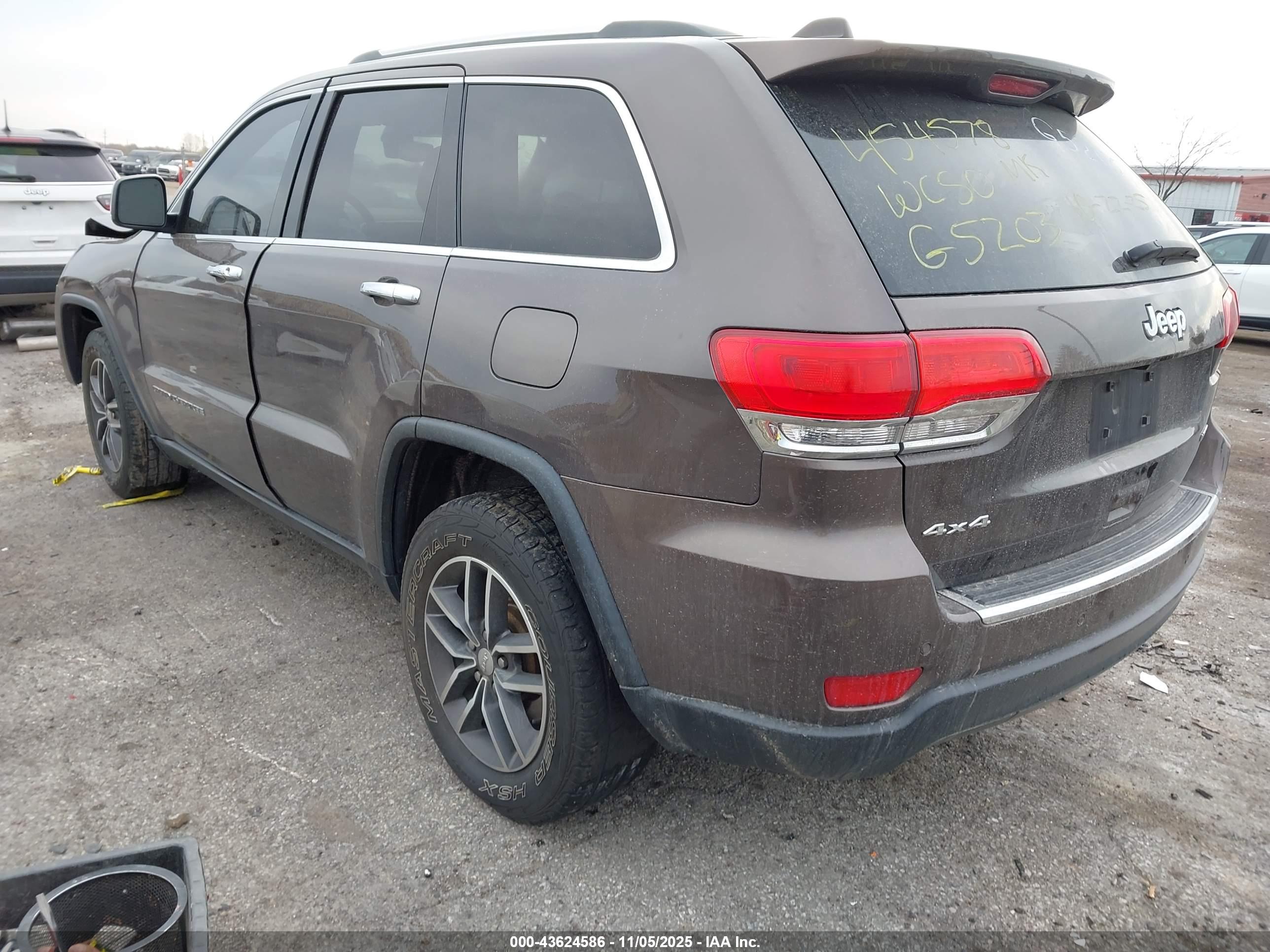 JEEP GRAND image 3