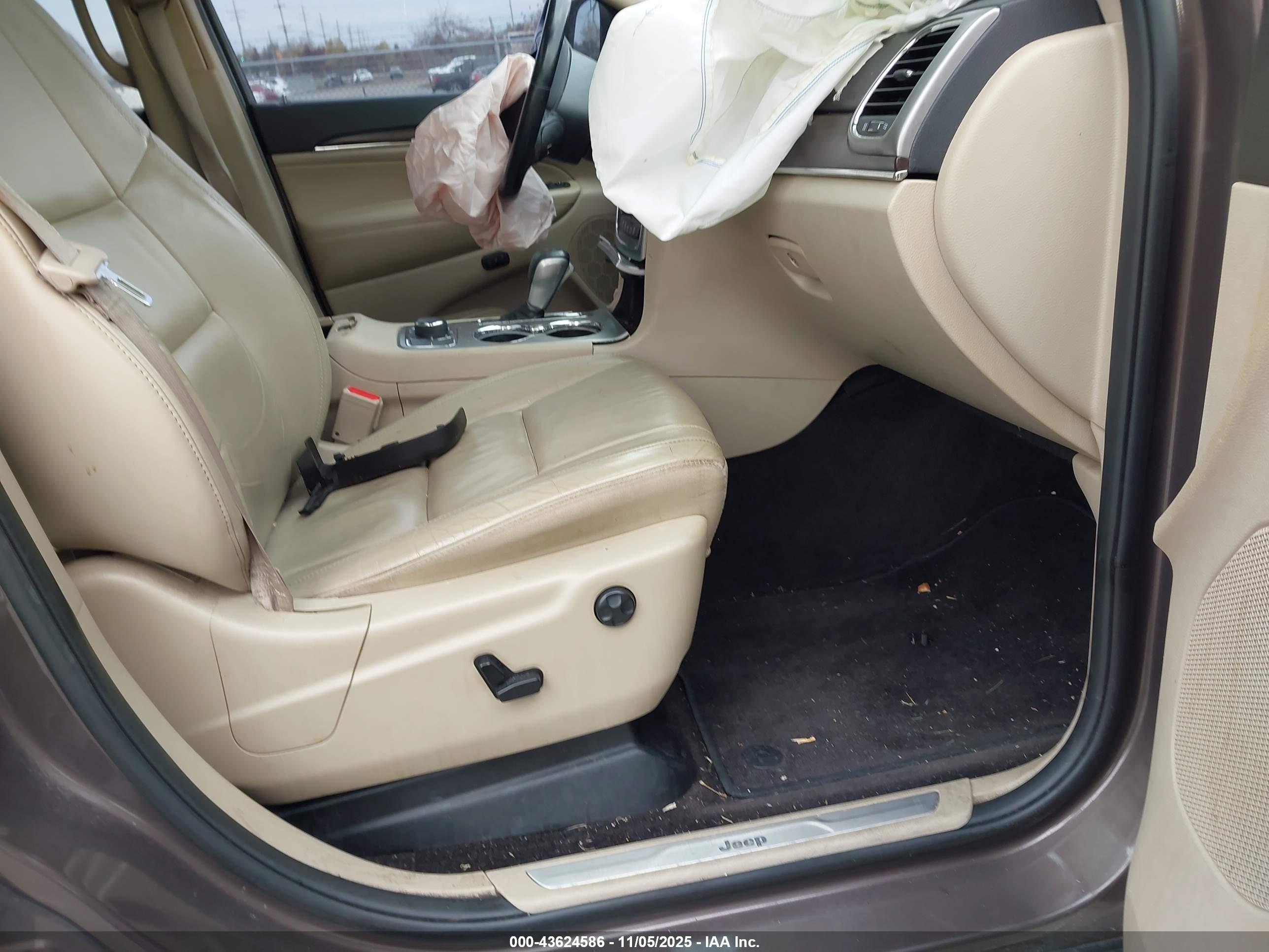 JEEP GRAND image 5