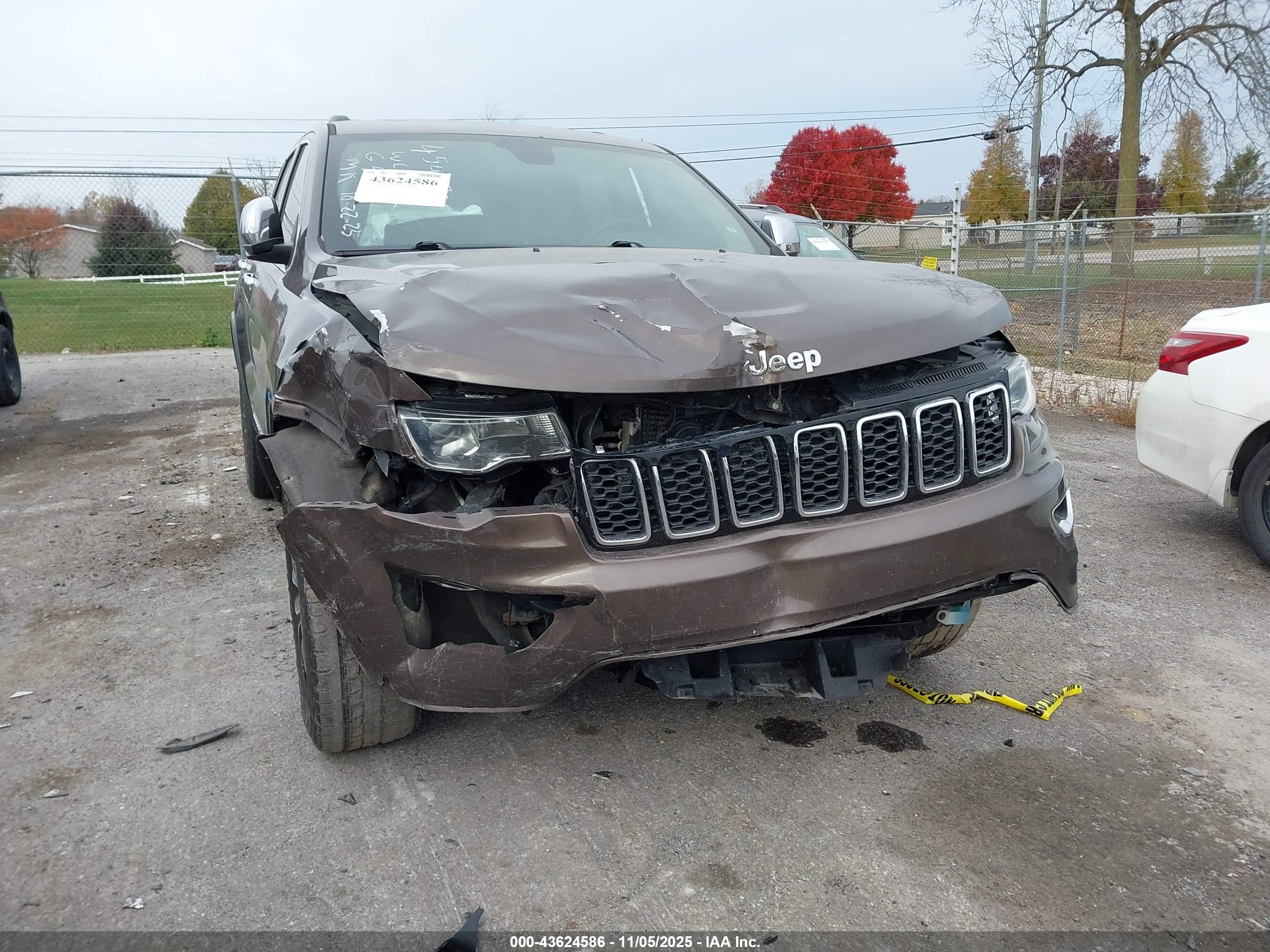 JEEP GRAND image 6