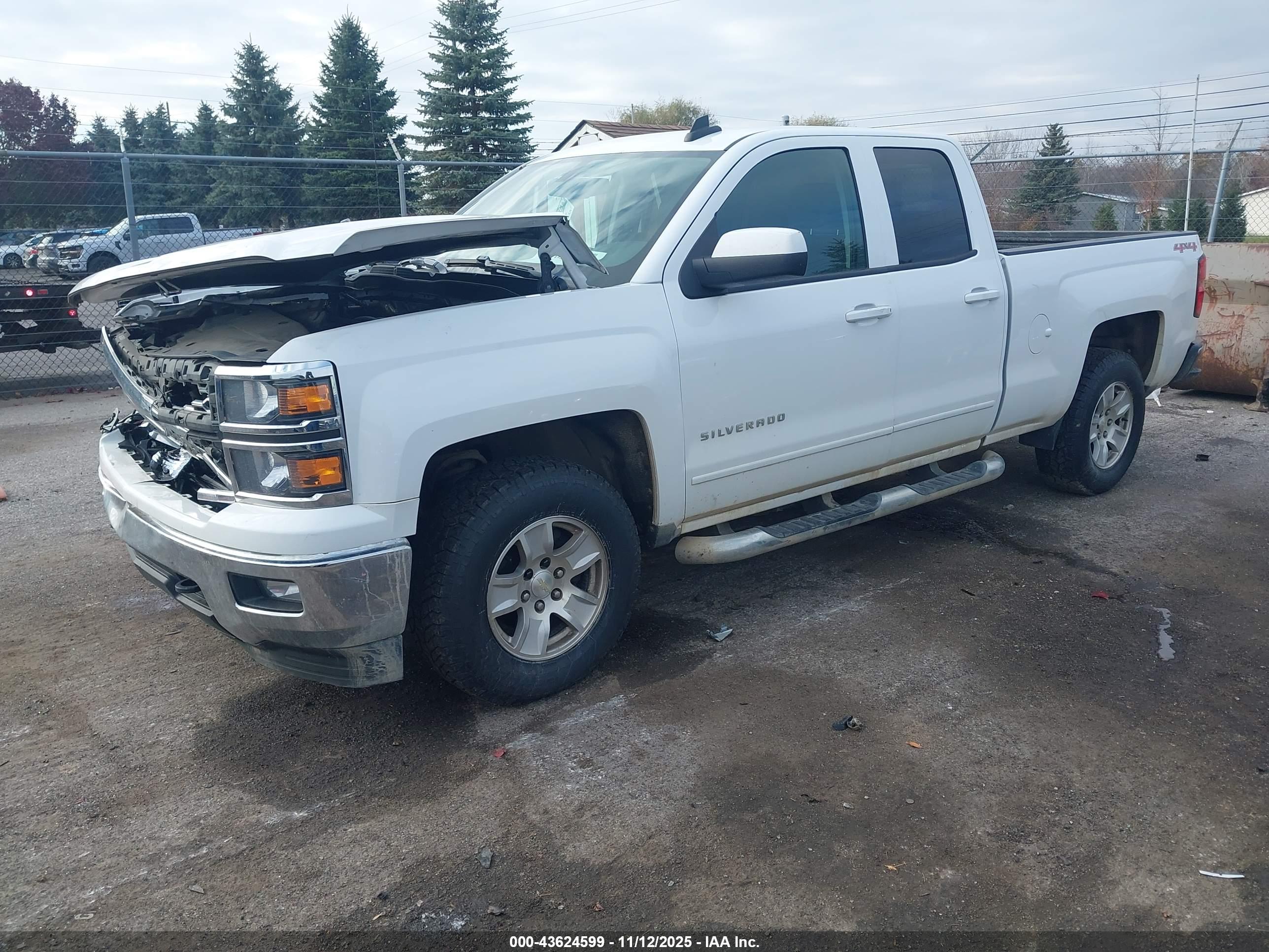 CHEVROLET SILVERADO image 2
