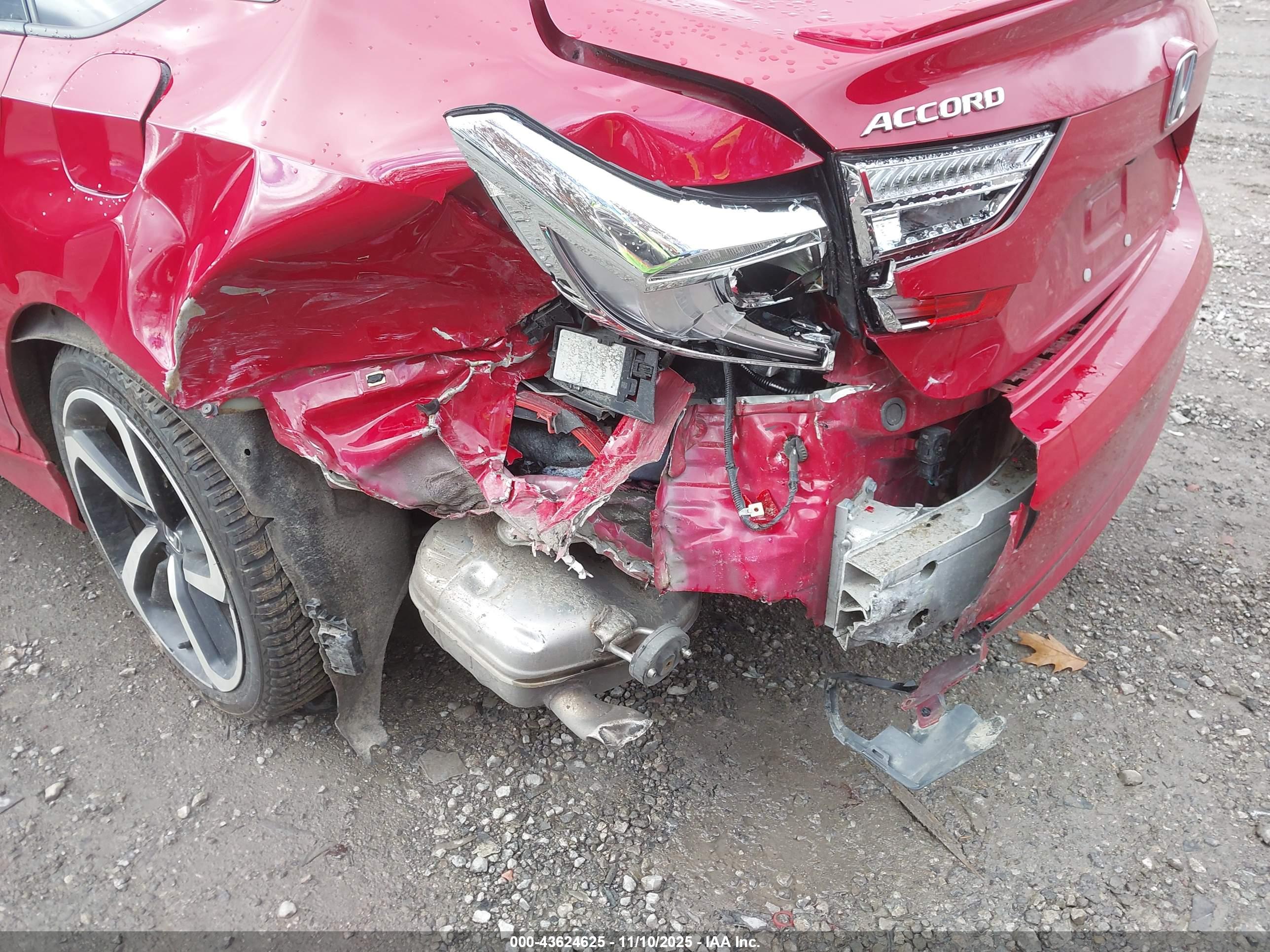 HONDA ACCORD image 6