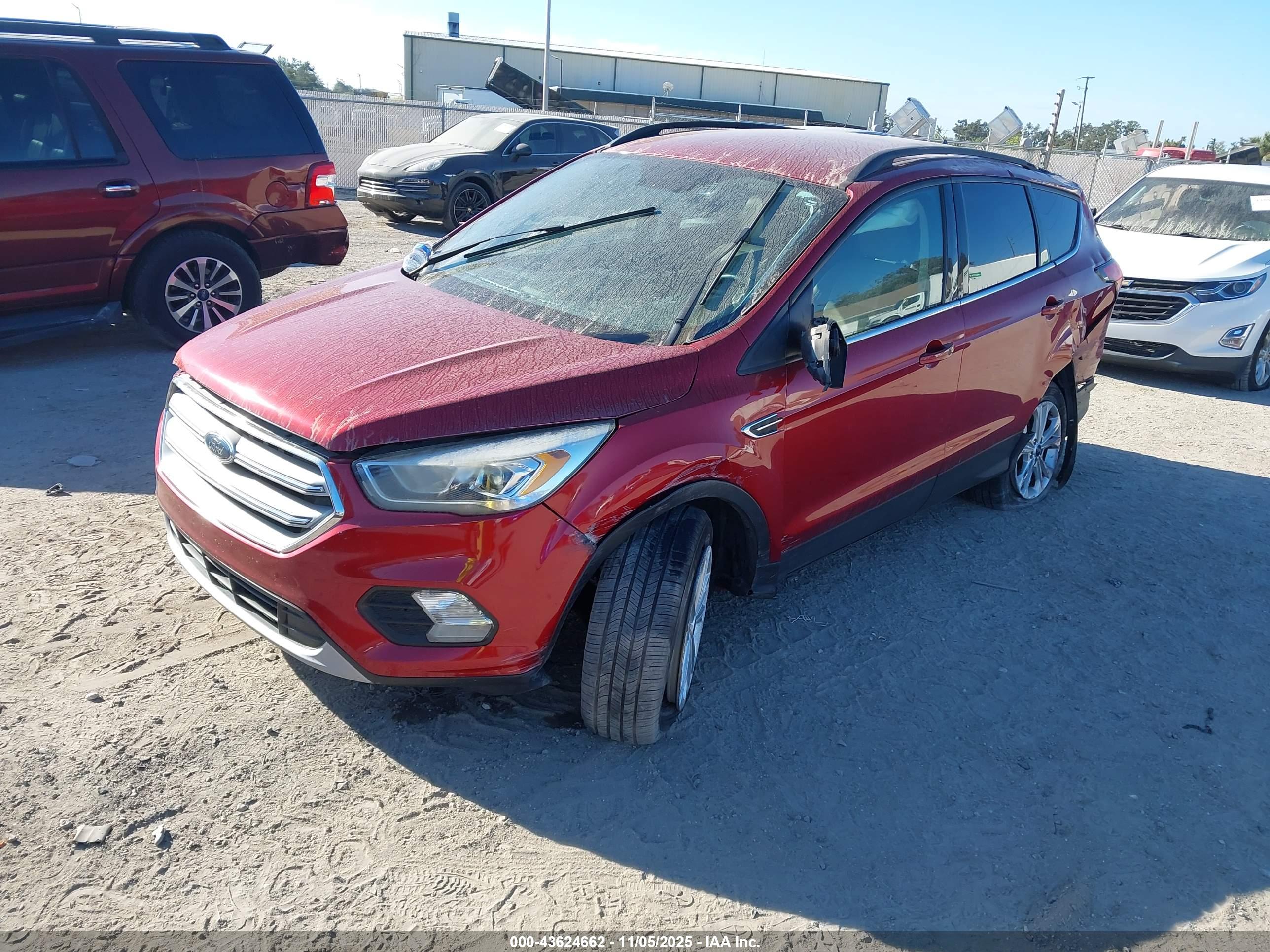 FORD ESCAPE image 2