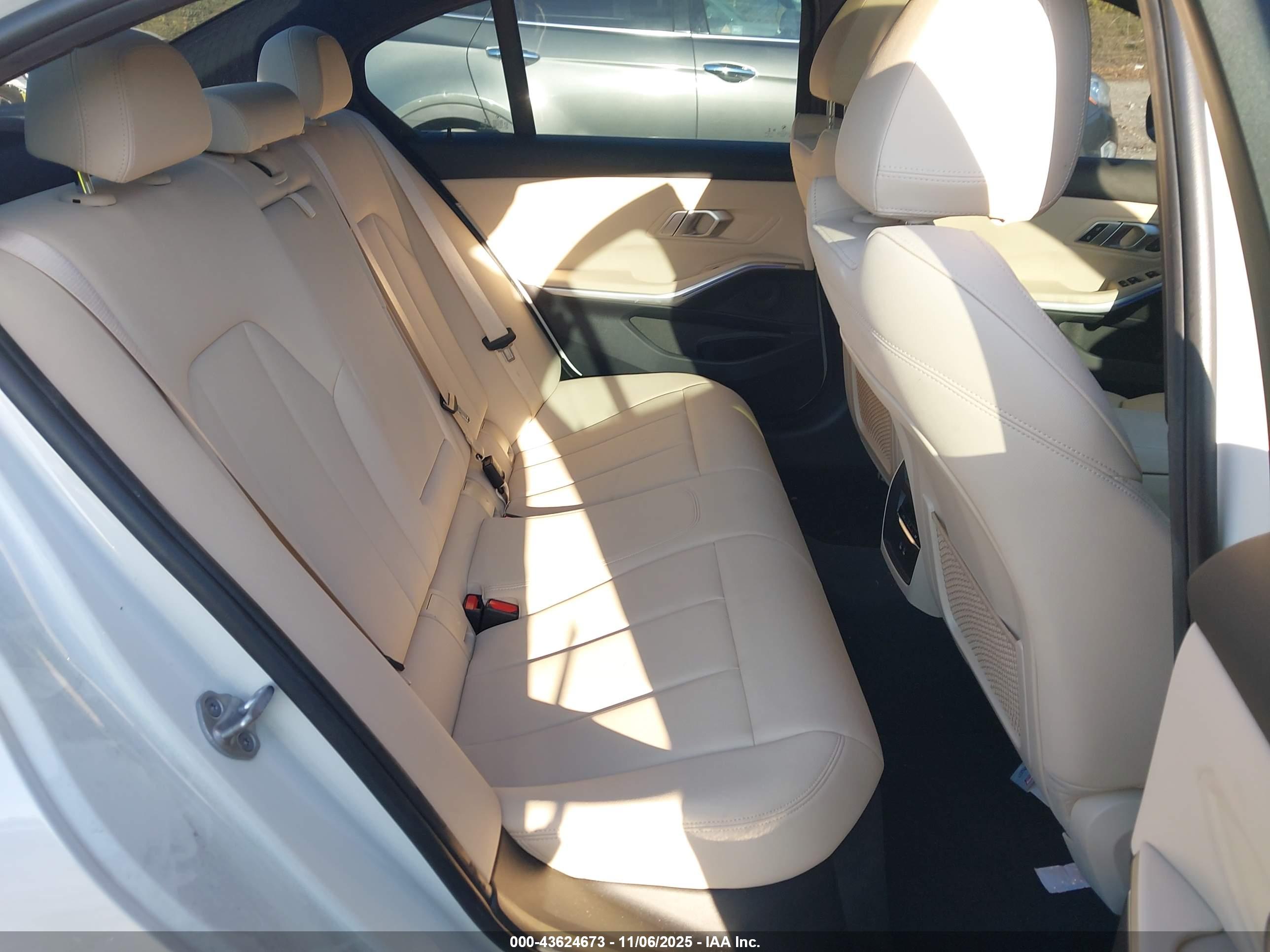 BMW 330I image 8