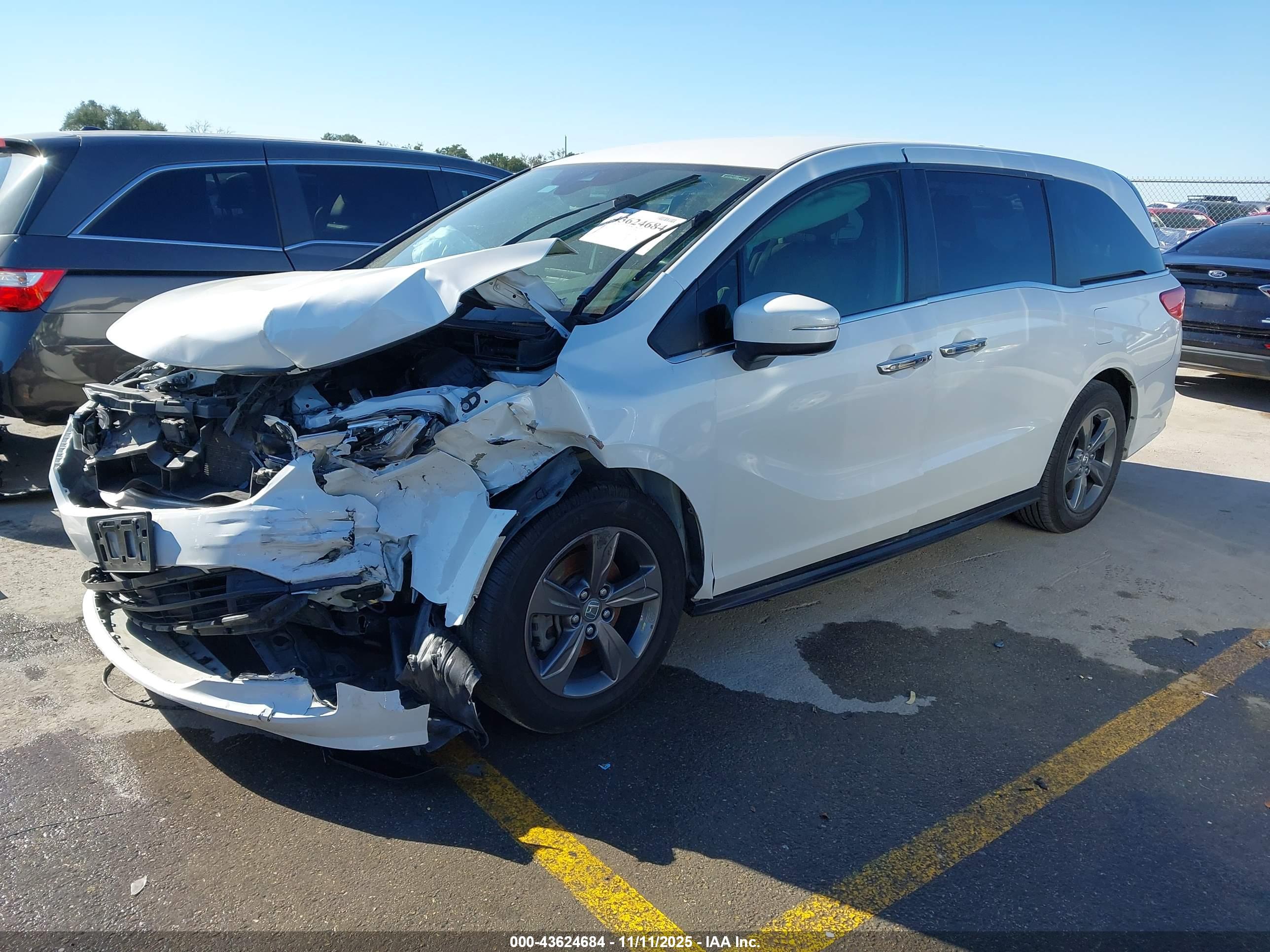 HONDA ODYSSEY image 2