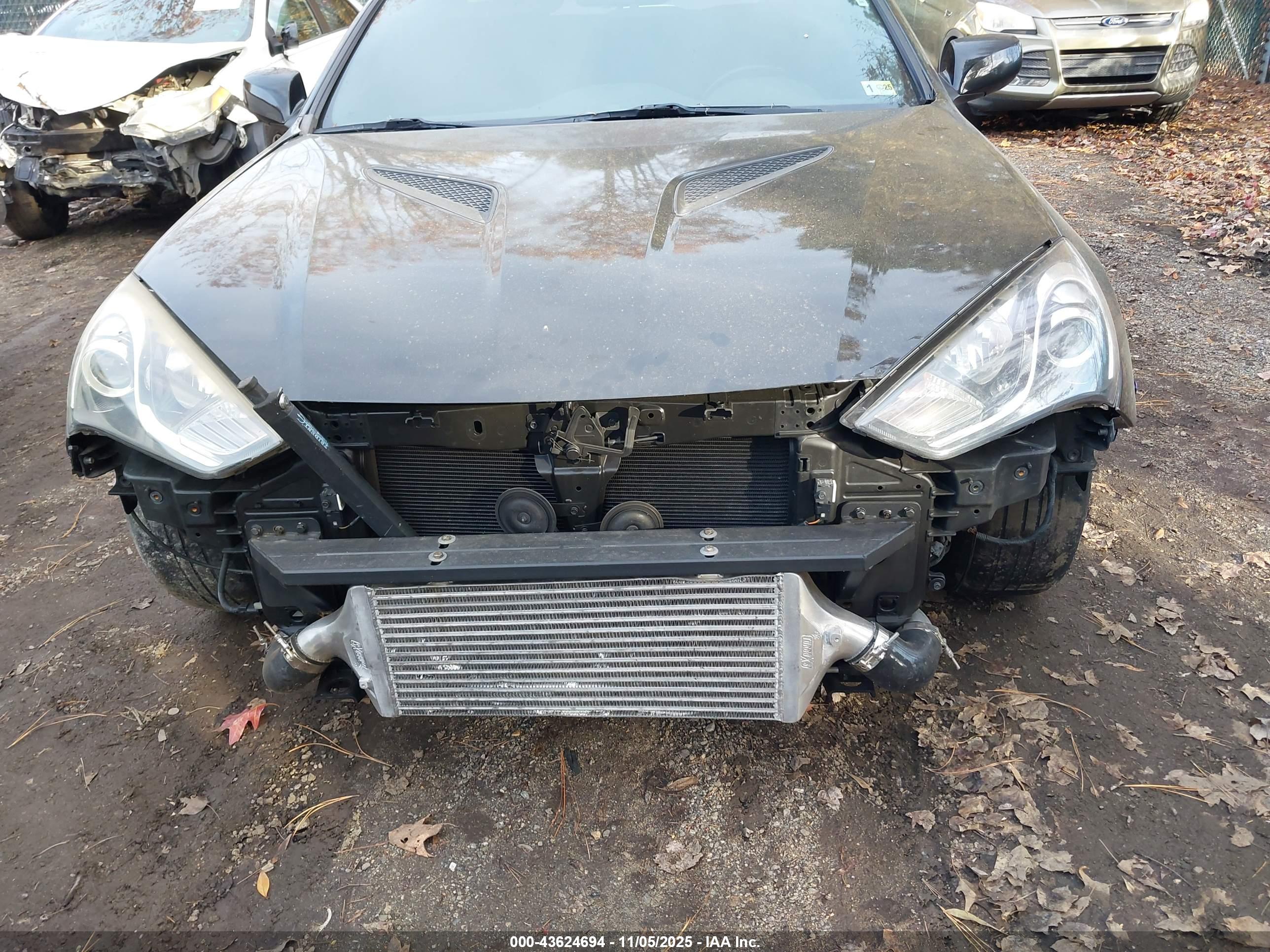 HYUNDAI GENESIS image 6
