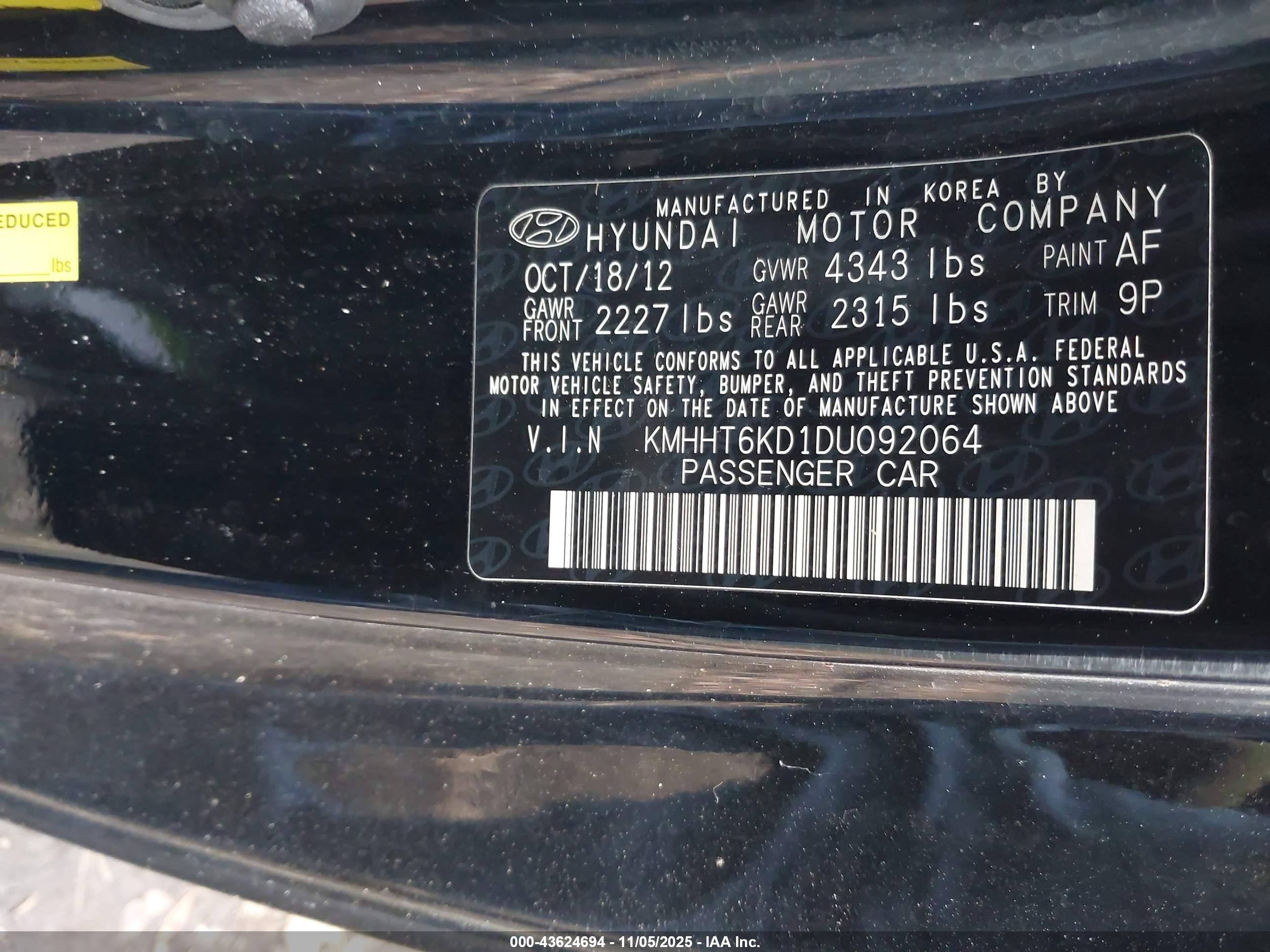 HYUNDAI GENESIS image 9