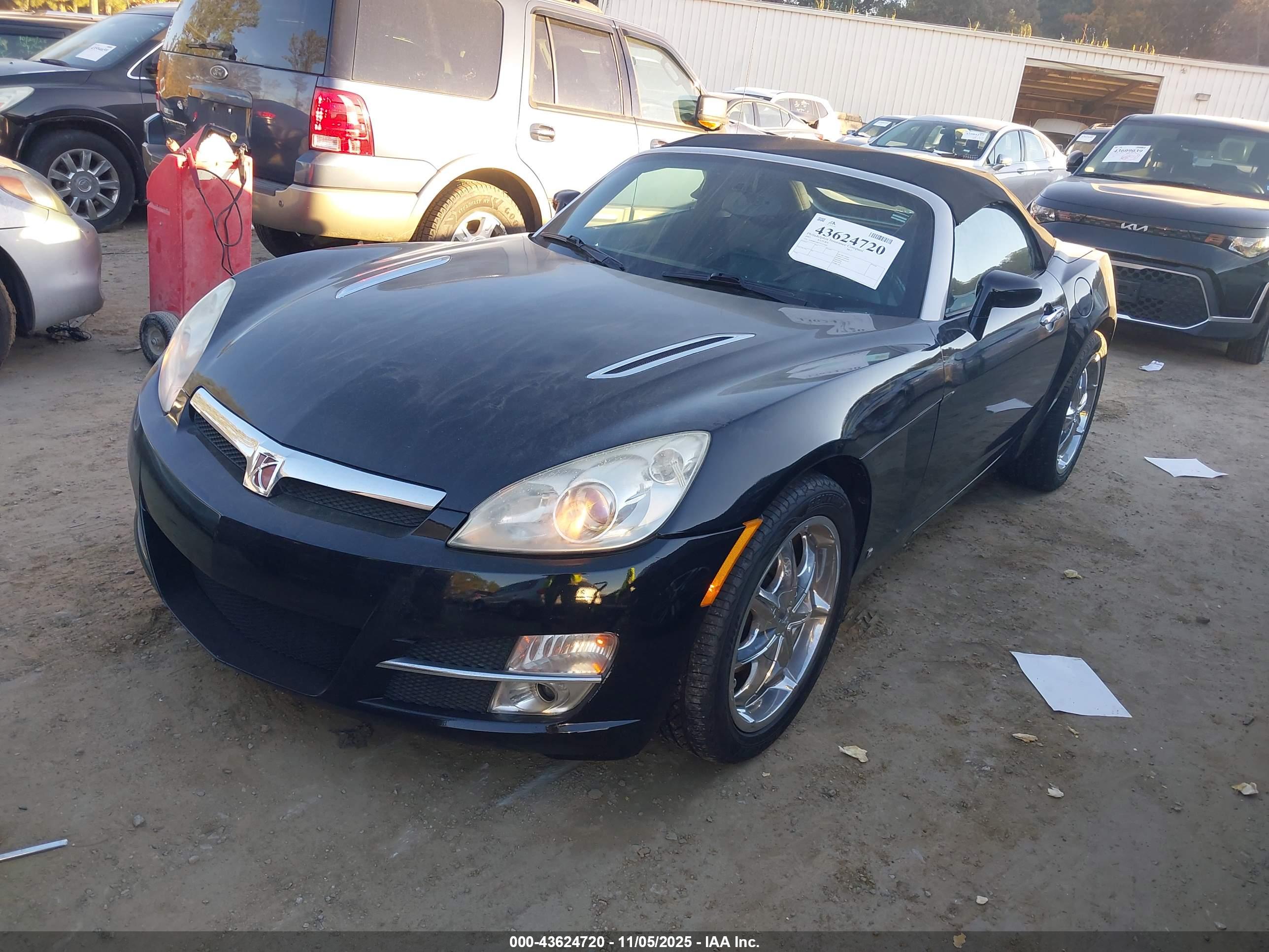 SATURN SKY image 2
