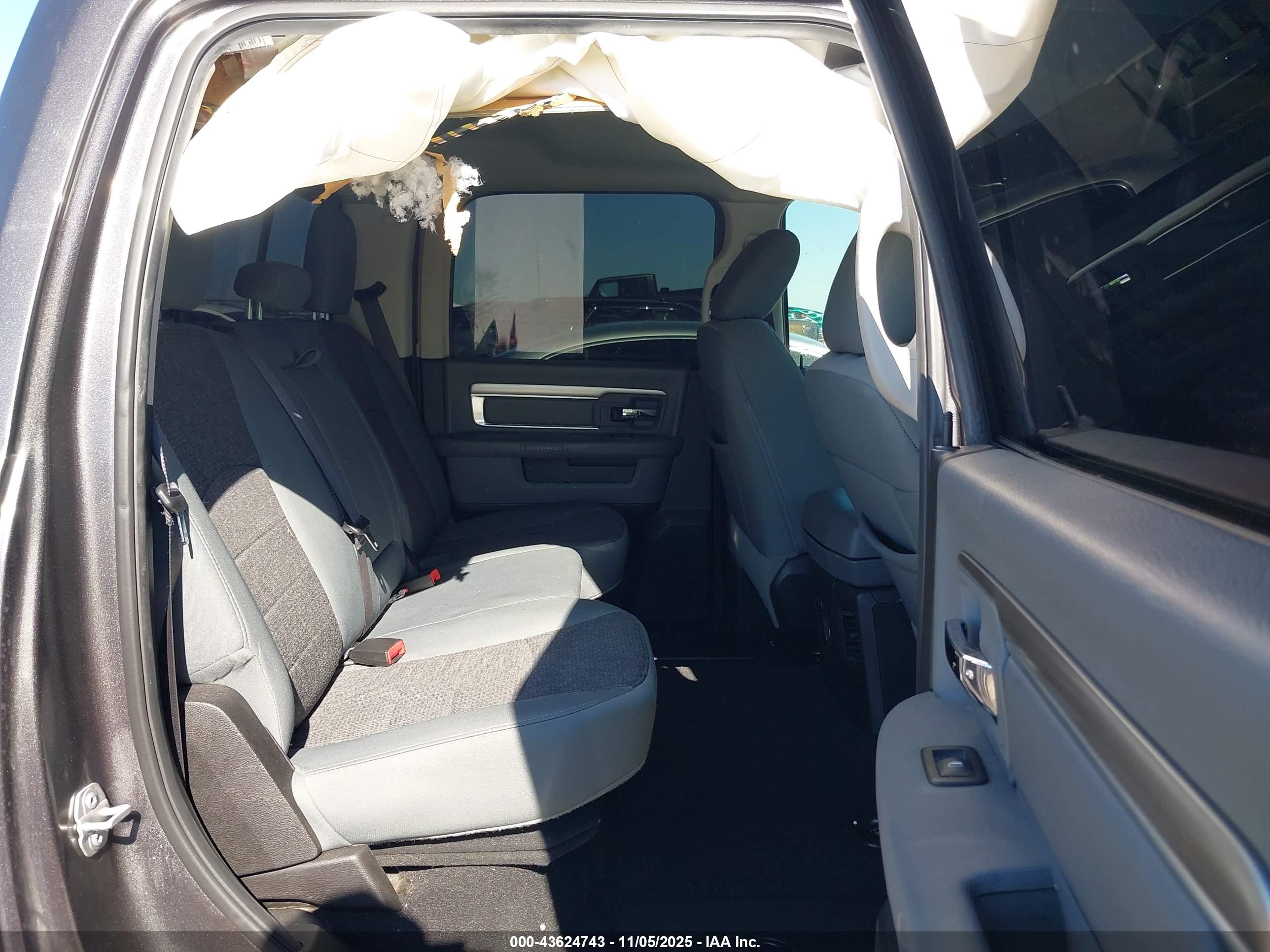 RAM 1500 image 8