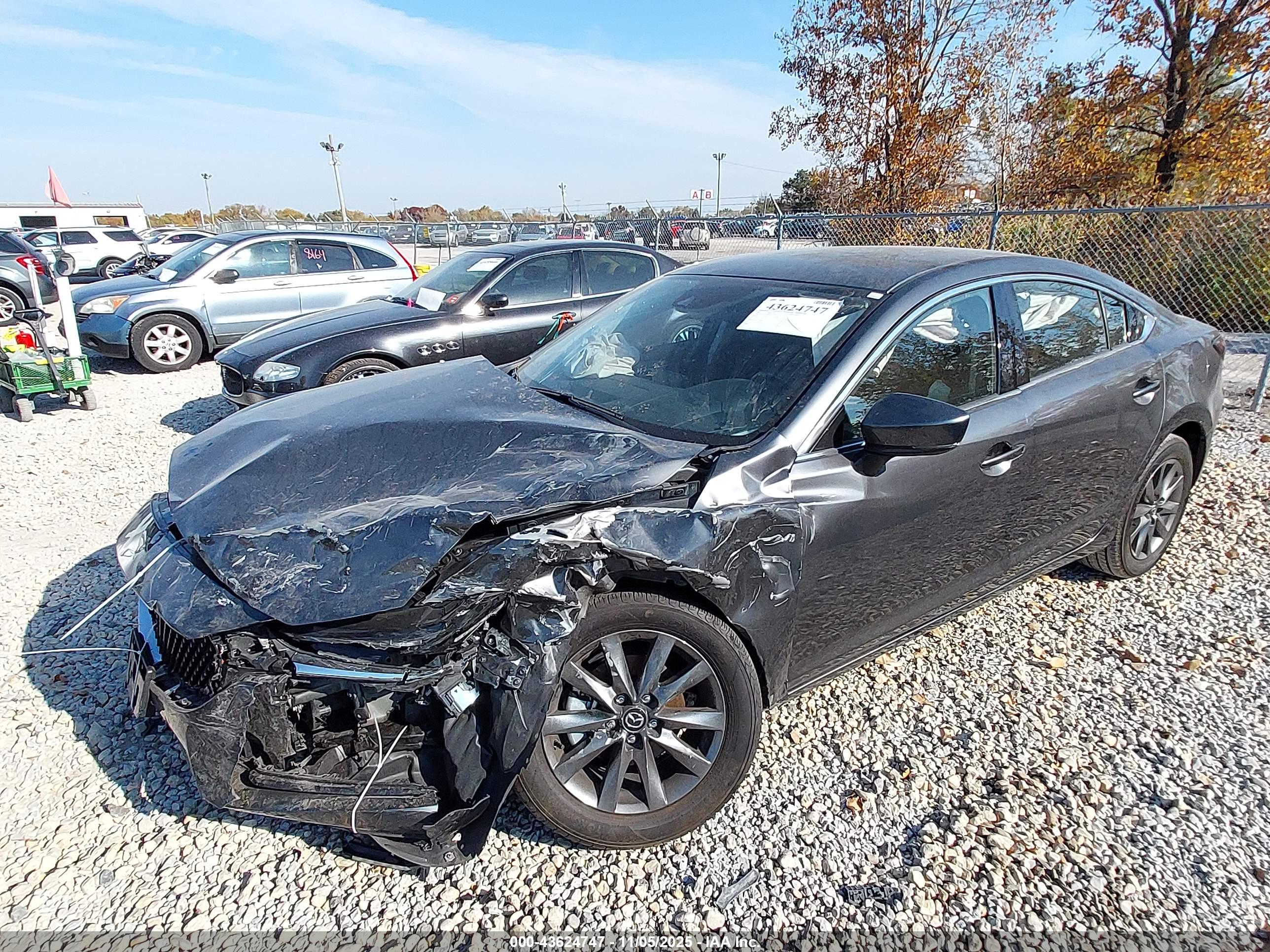MAZDA MAZDA6 image 2