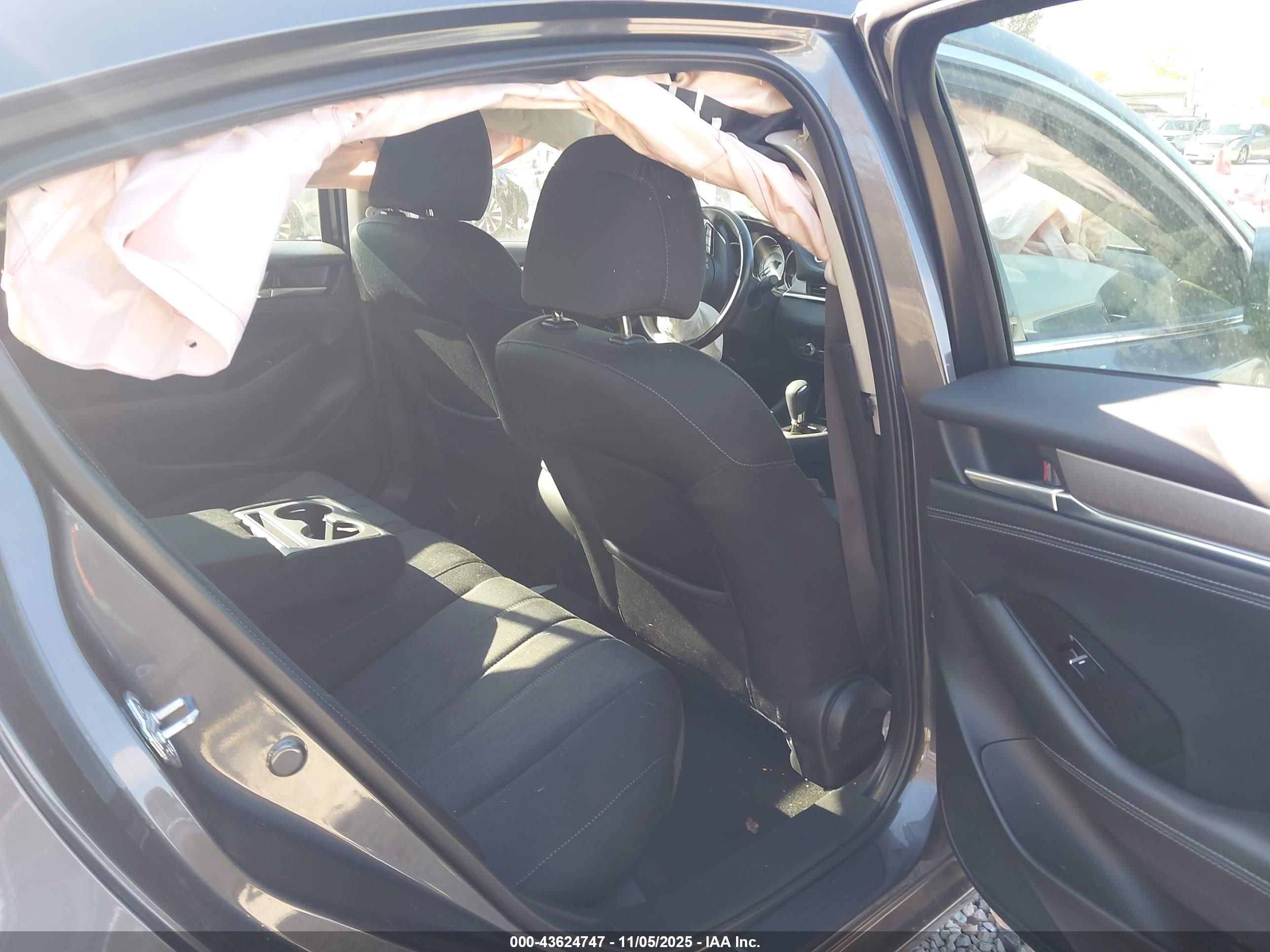 MAZDA MAZDA6 image 8