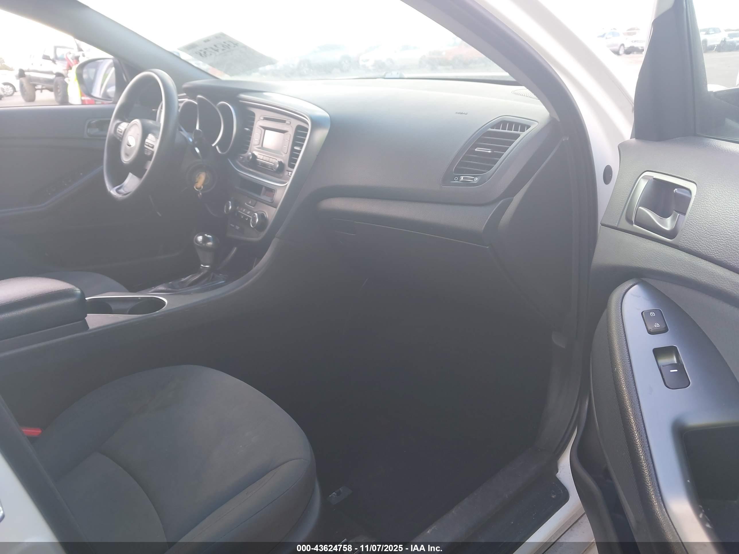 KIA OPTIMA image 5