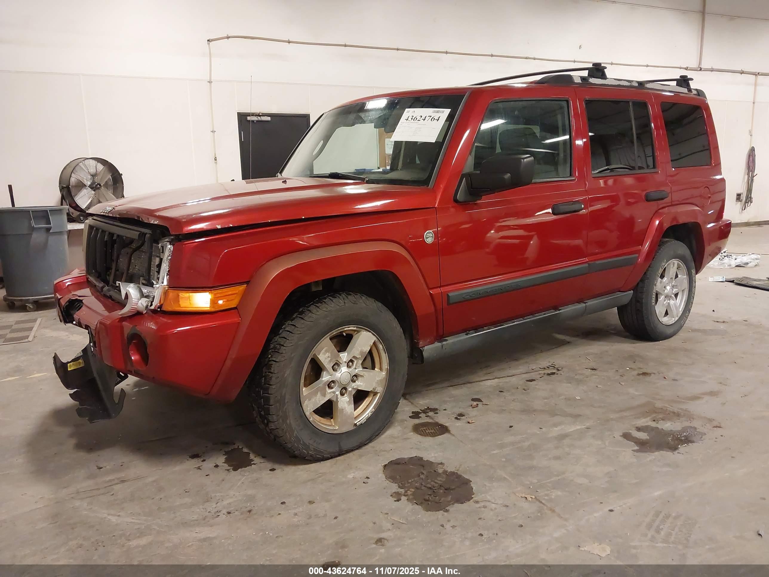 JEEP COMMANDER image 2