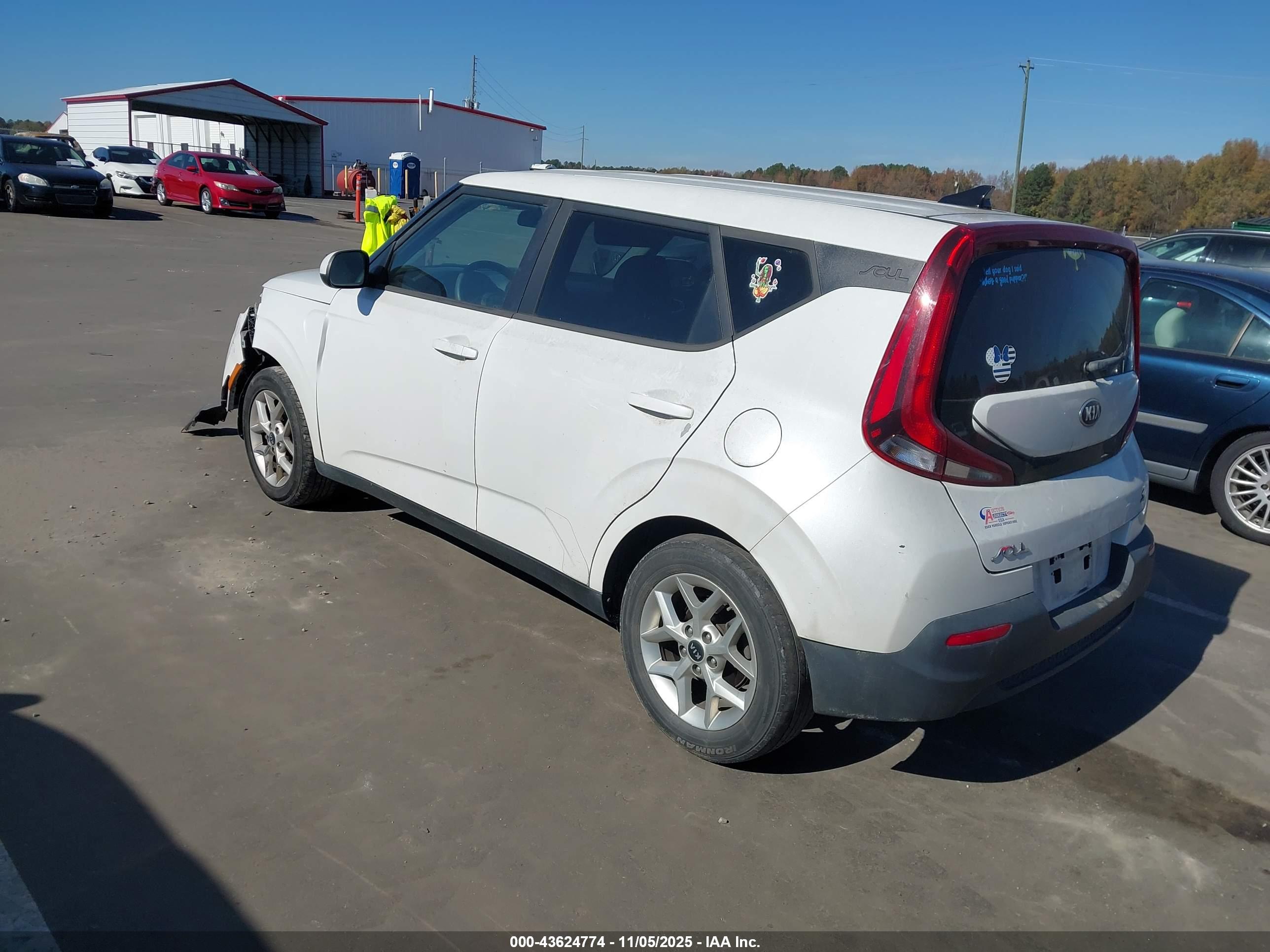 KIA SOUL image 3