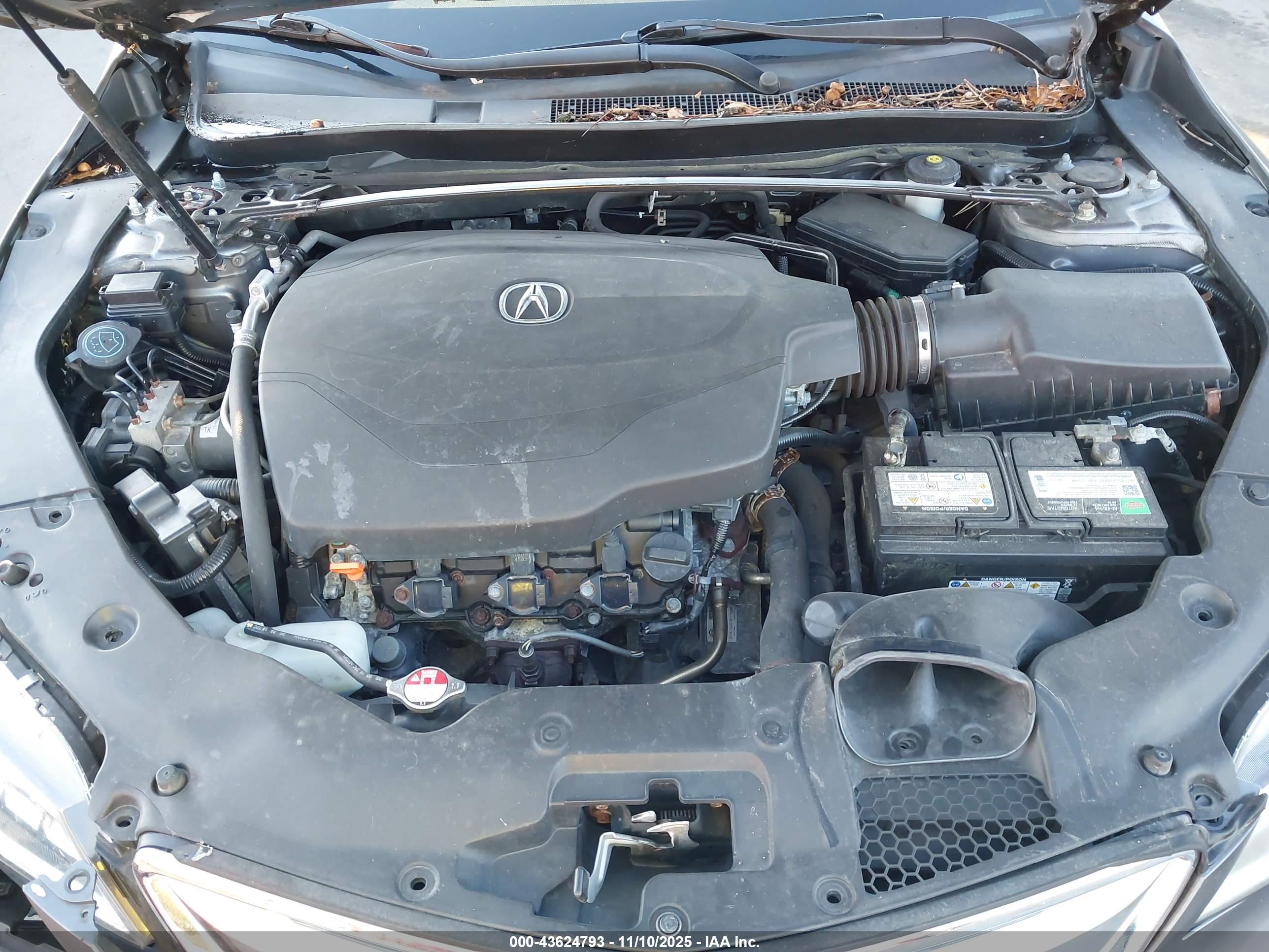 ACURA TLX image 10