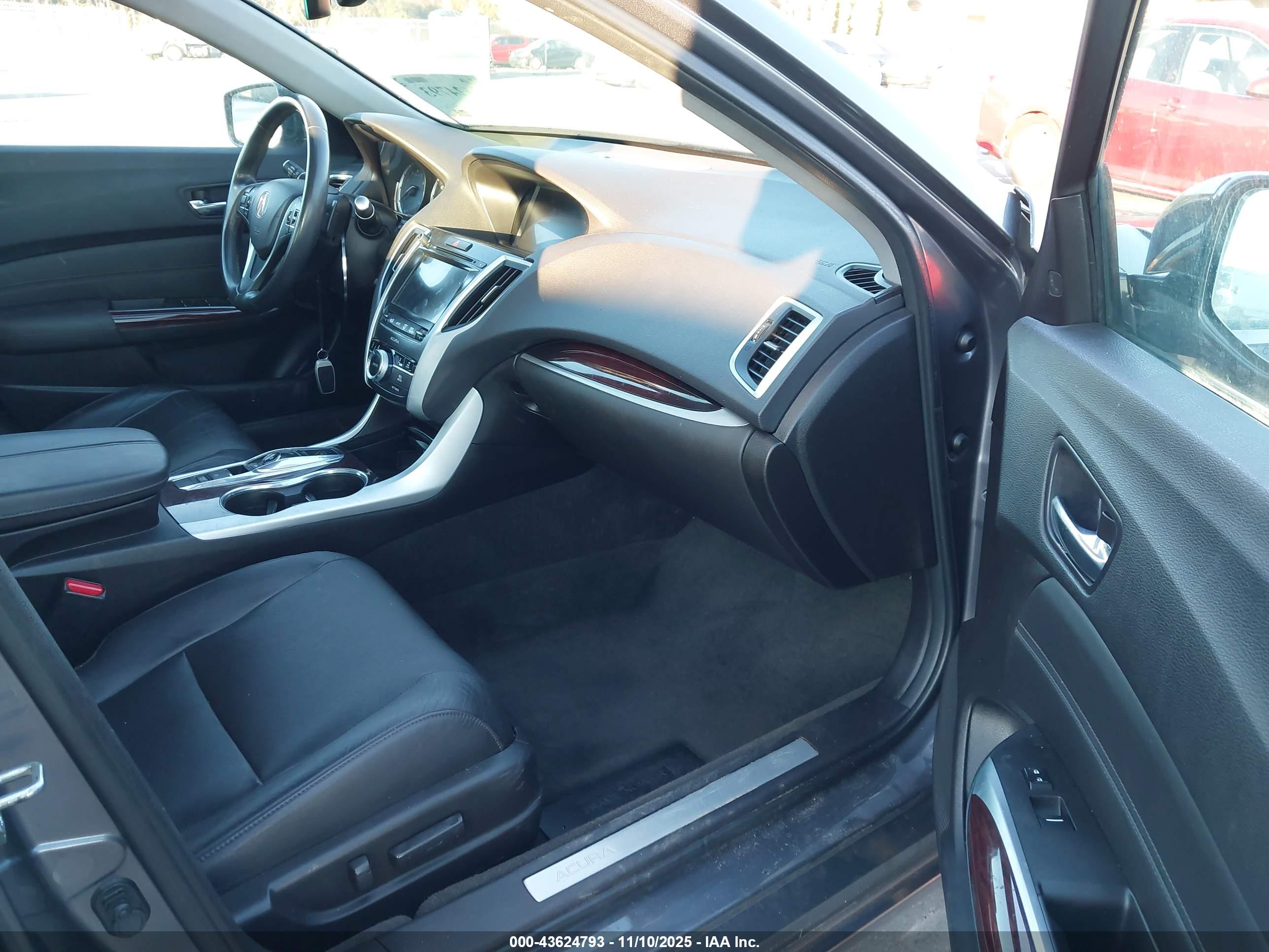 ACURA TLX image 5