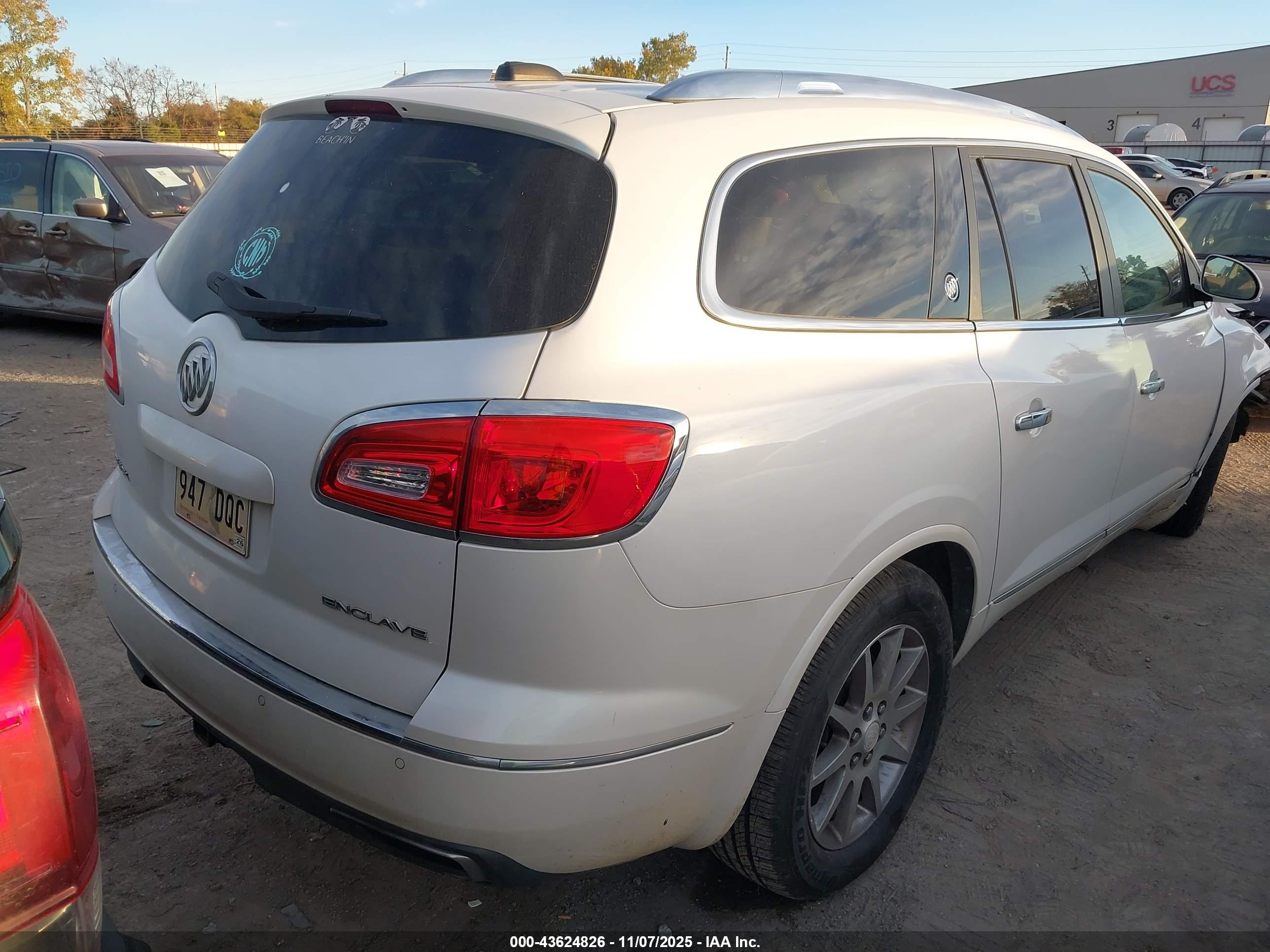 BUICK ENCLAVE image 4