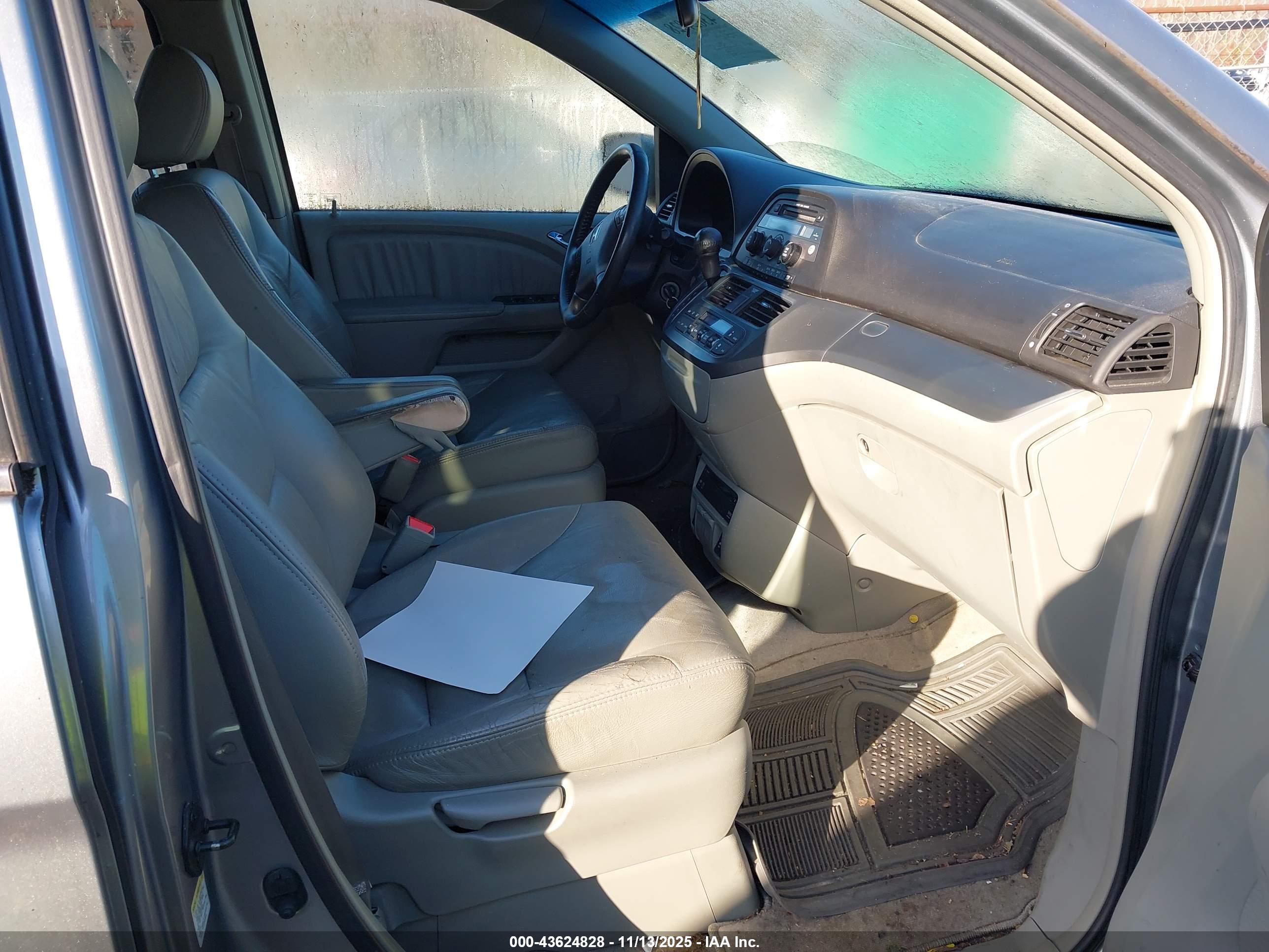 HONDA ODYSSEY image 5