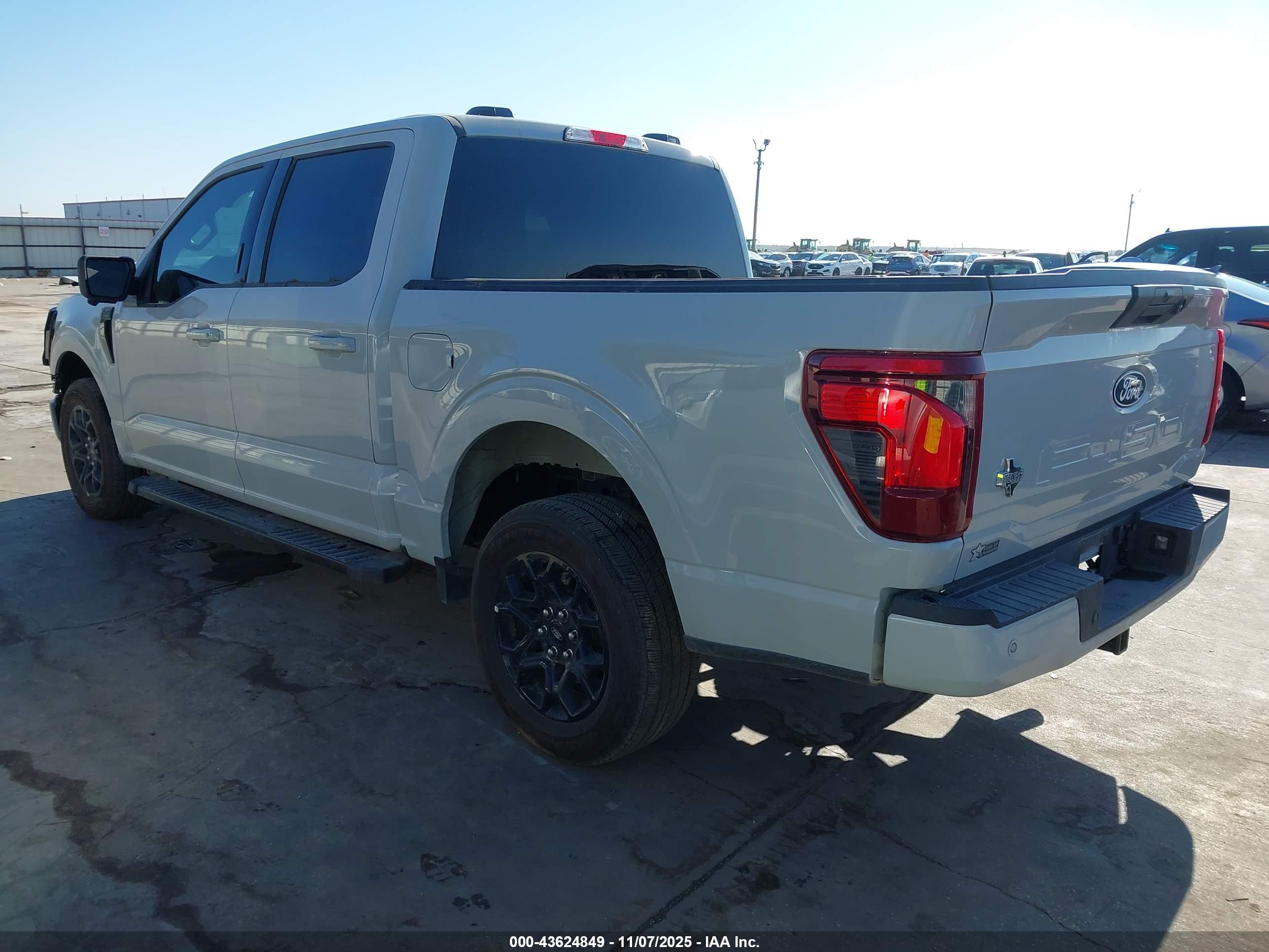 FORD F-150 image 3