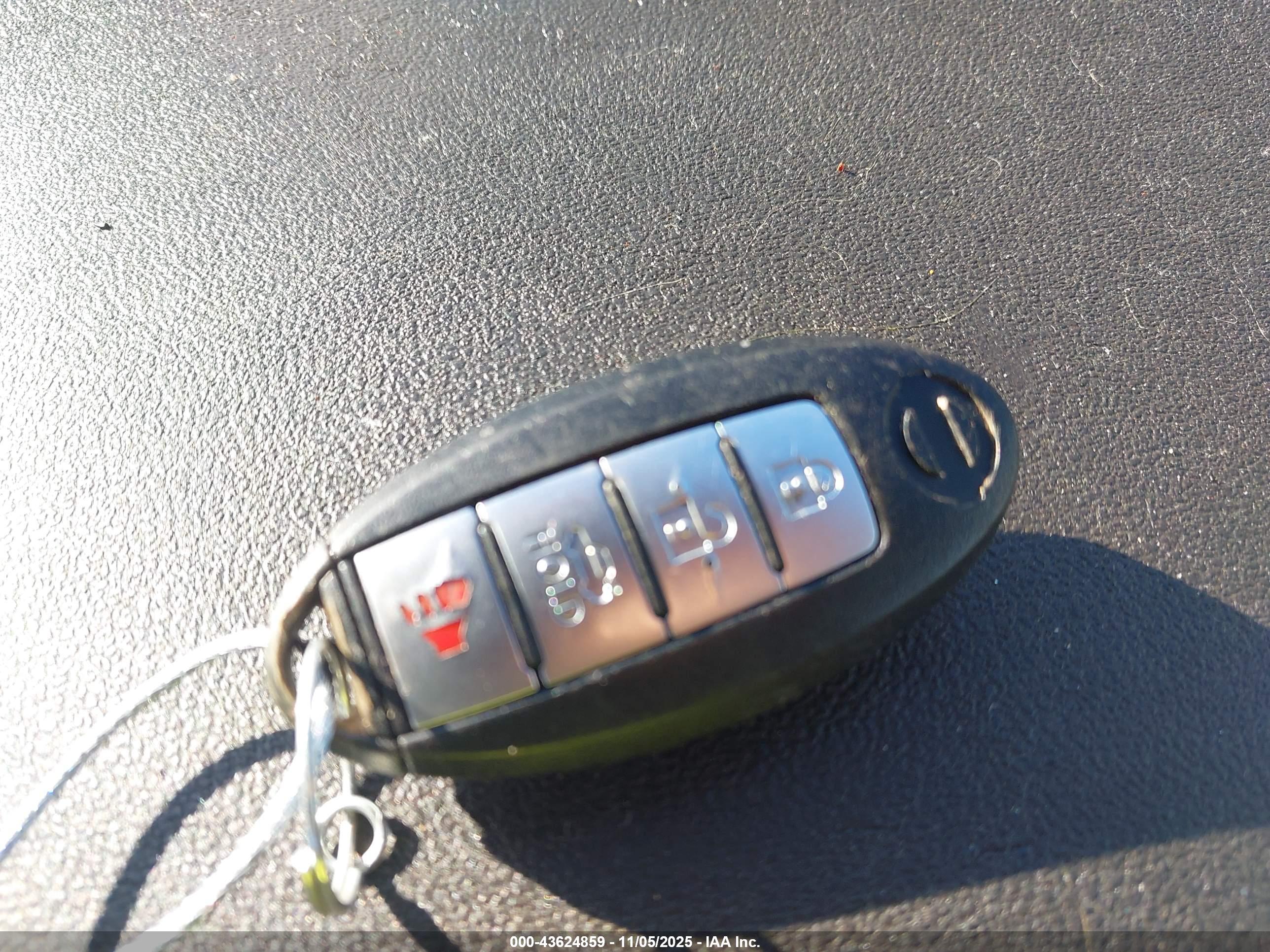NISSAN ALTIMA image 11