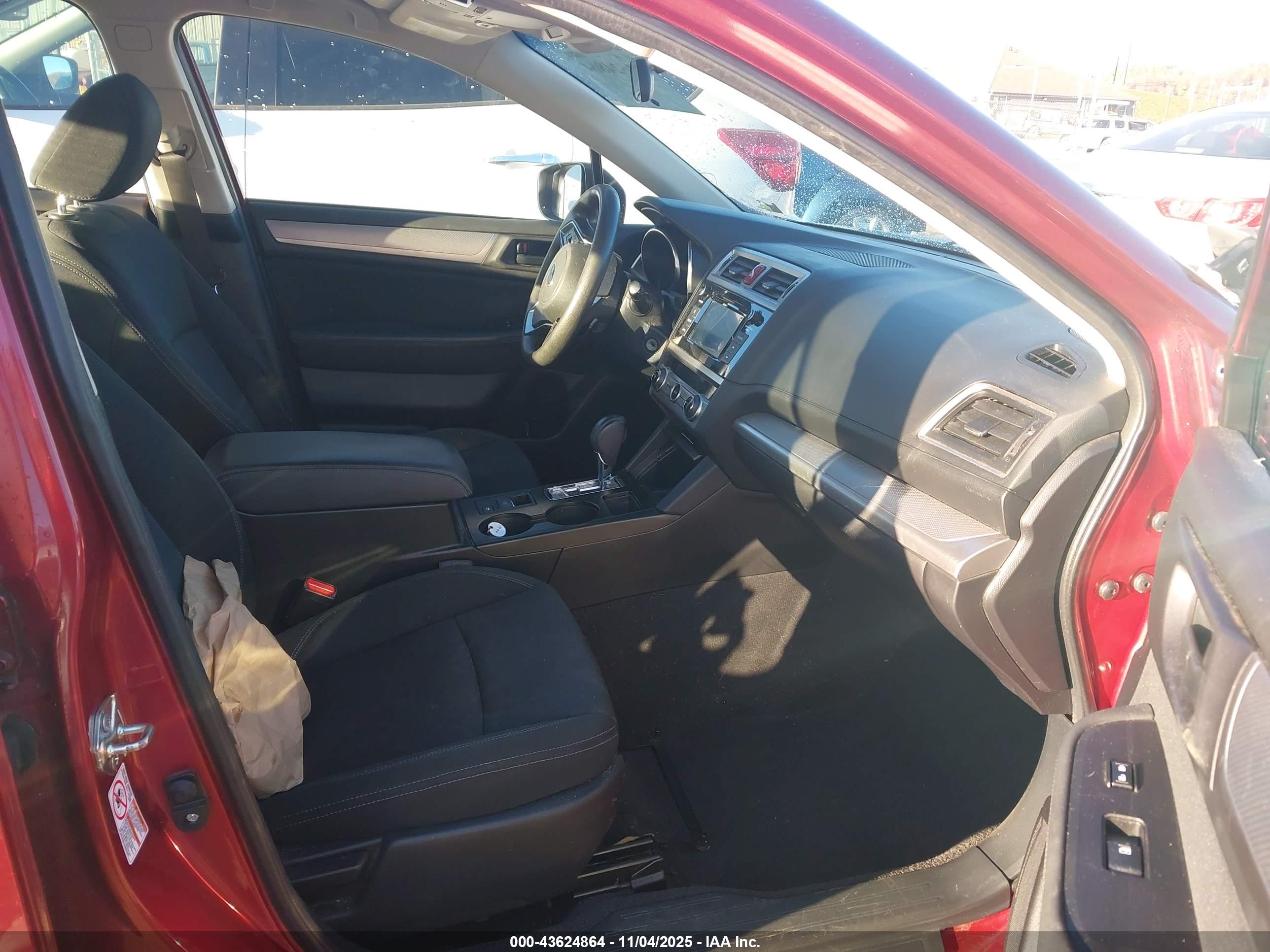 SUBARU LEGACY image 5