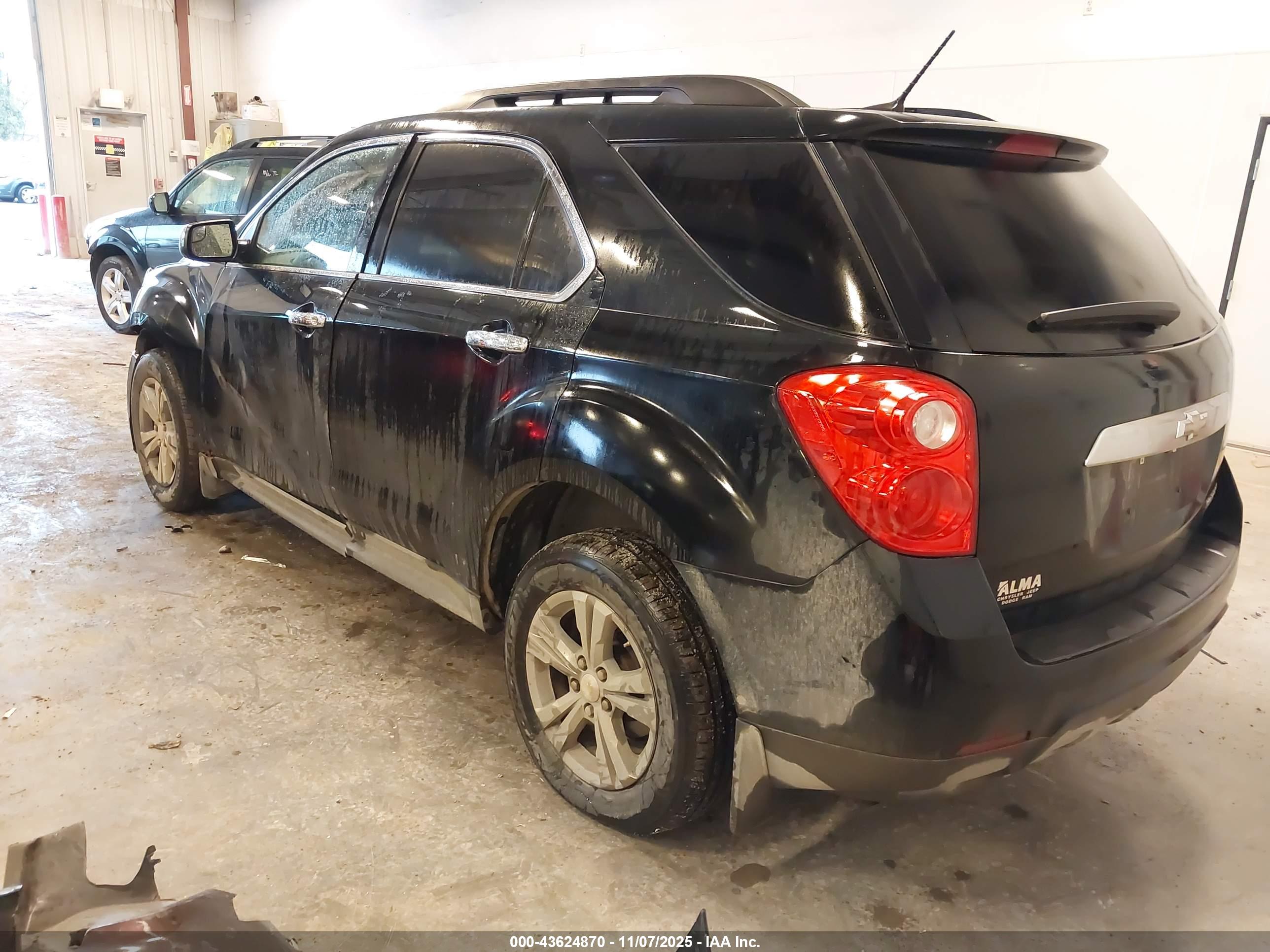CHEVROLET EQUINOX image 3