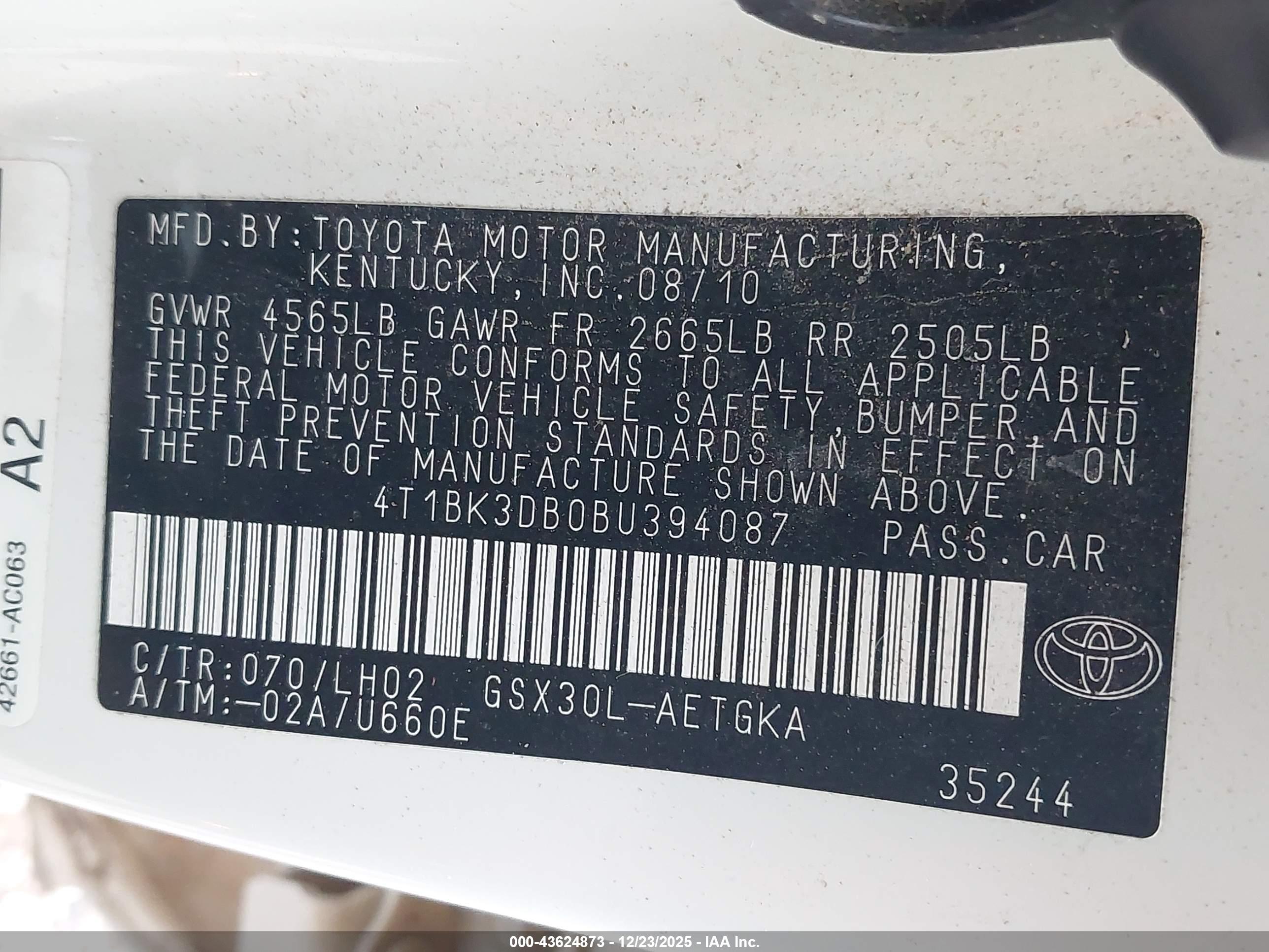 TOYOTA AVALON image 9