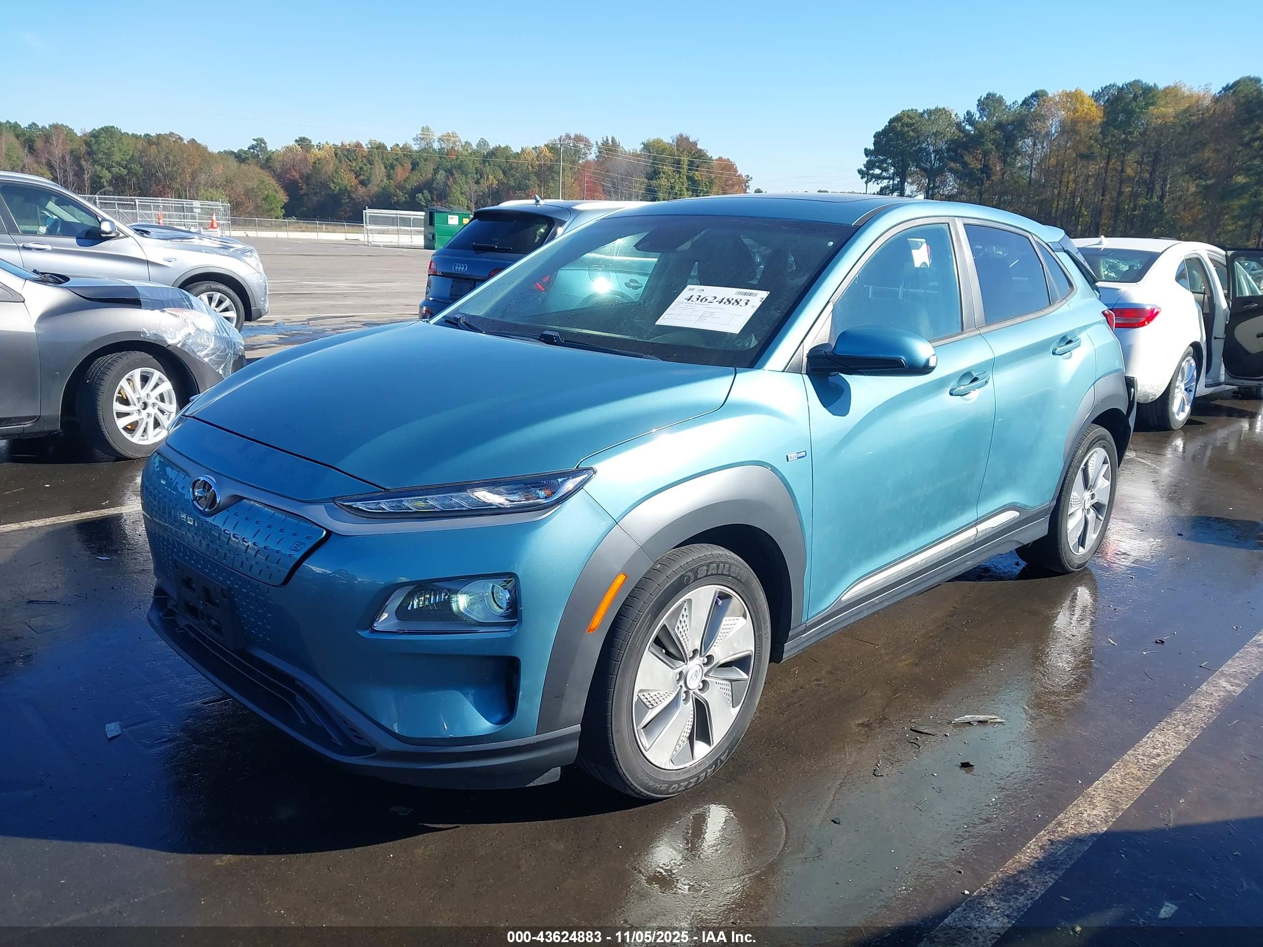 HYUNDAI KONA image 2