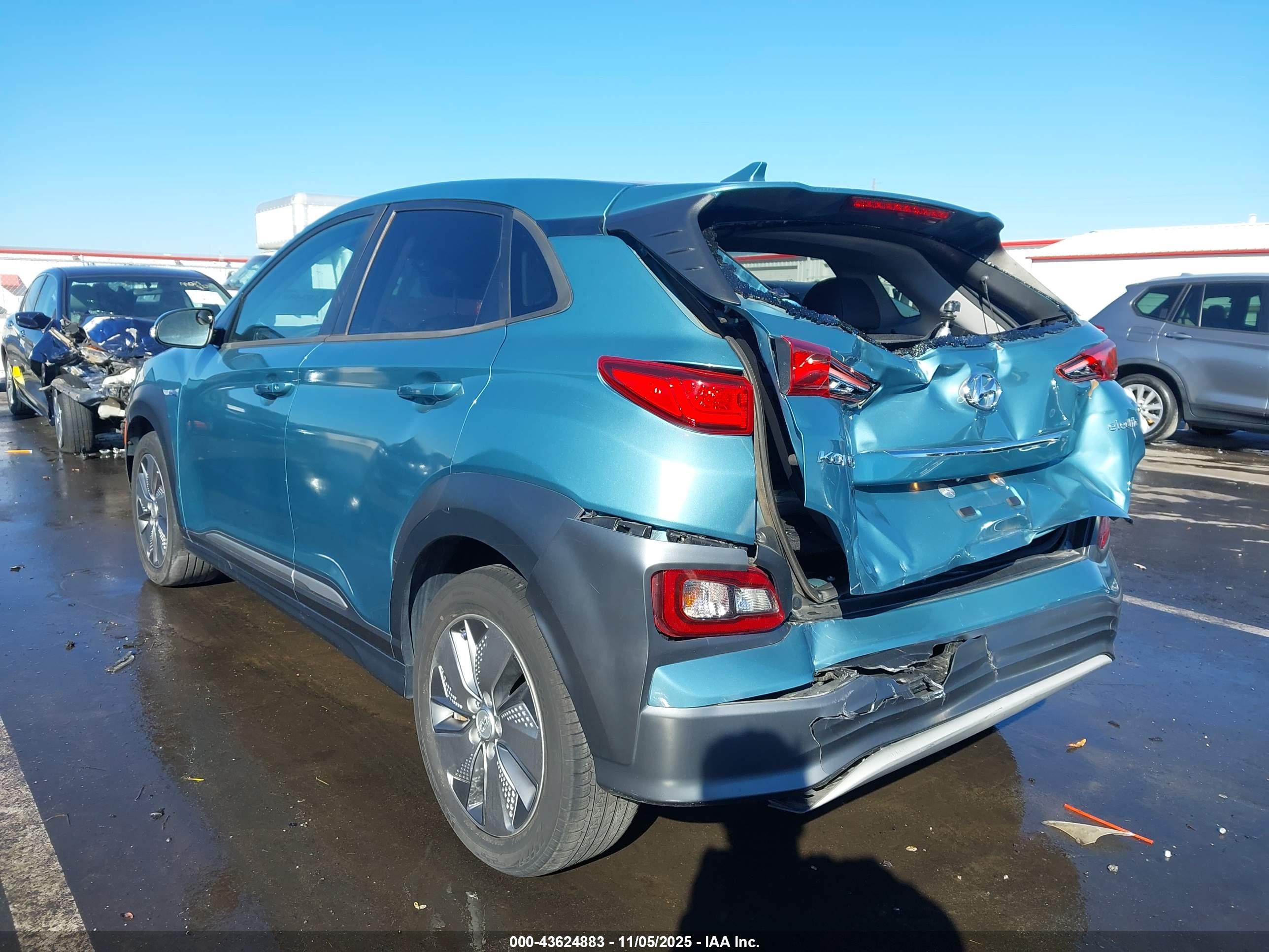 HYUNDAI KONA image 3