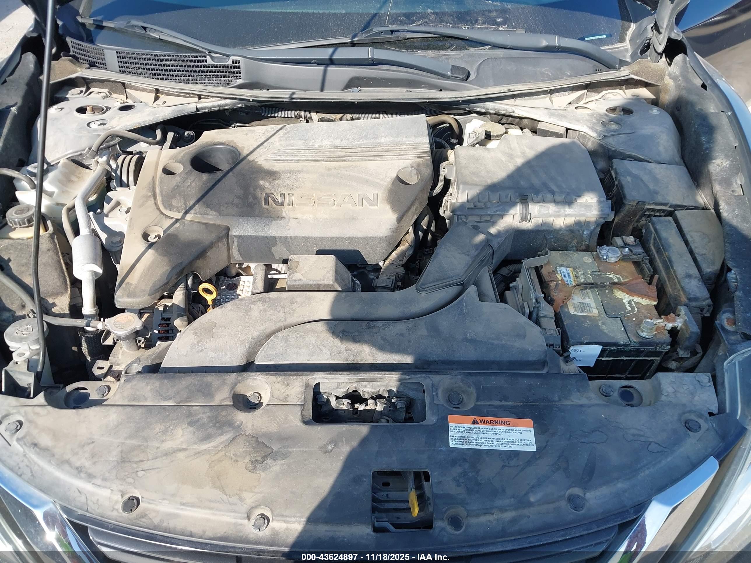 NISSAN ALTIMA image 10