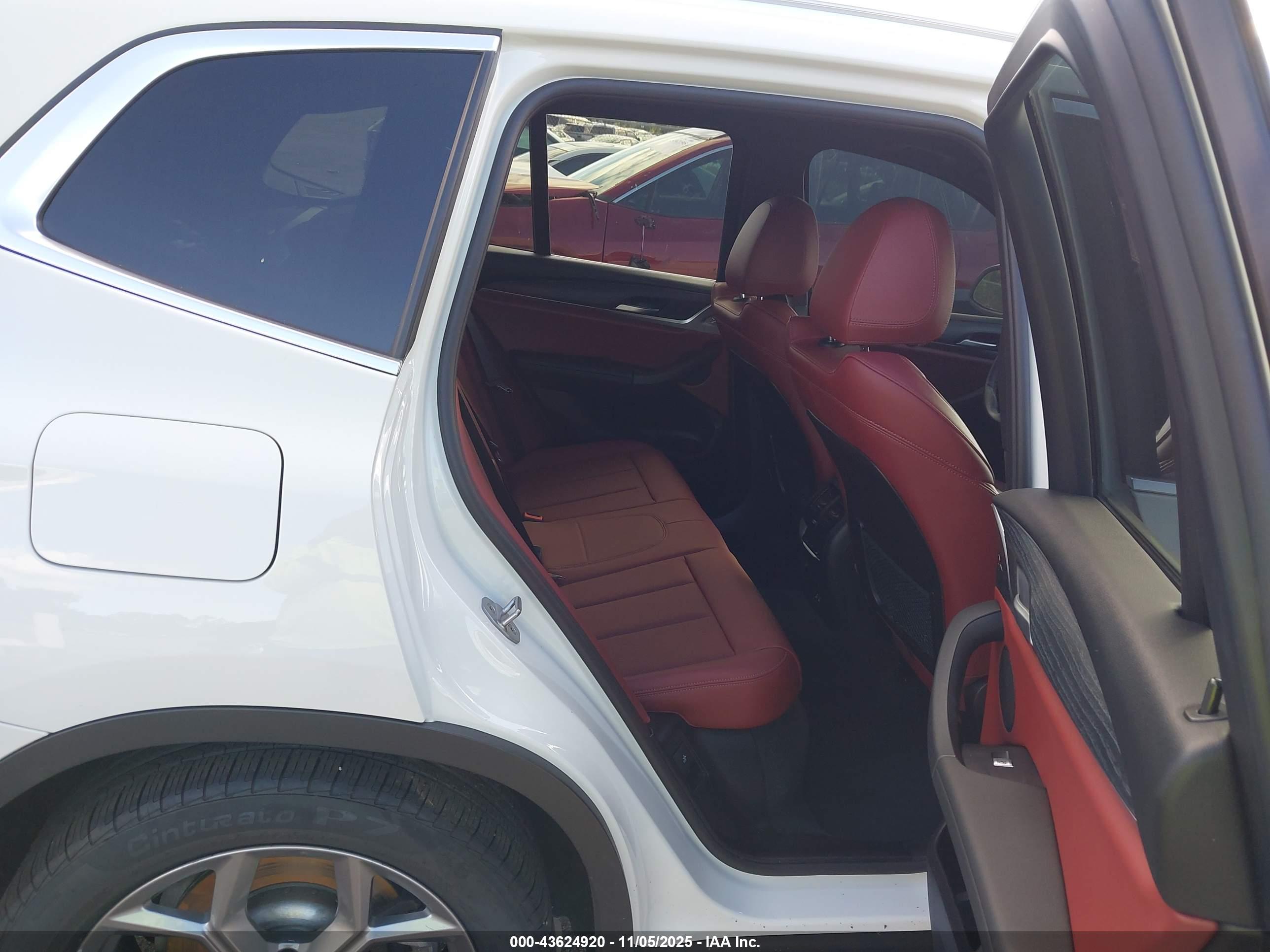 BMW X3 image 8
