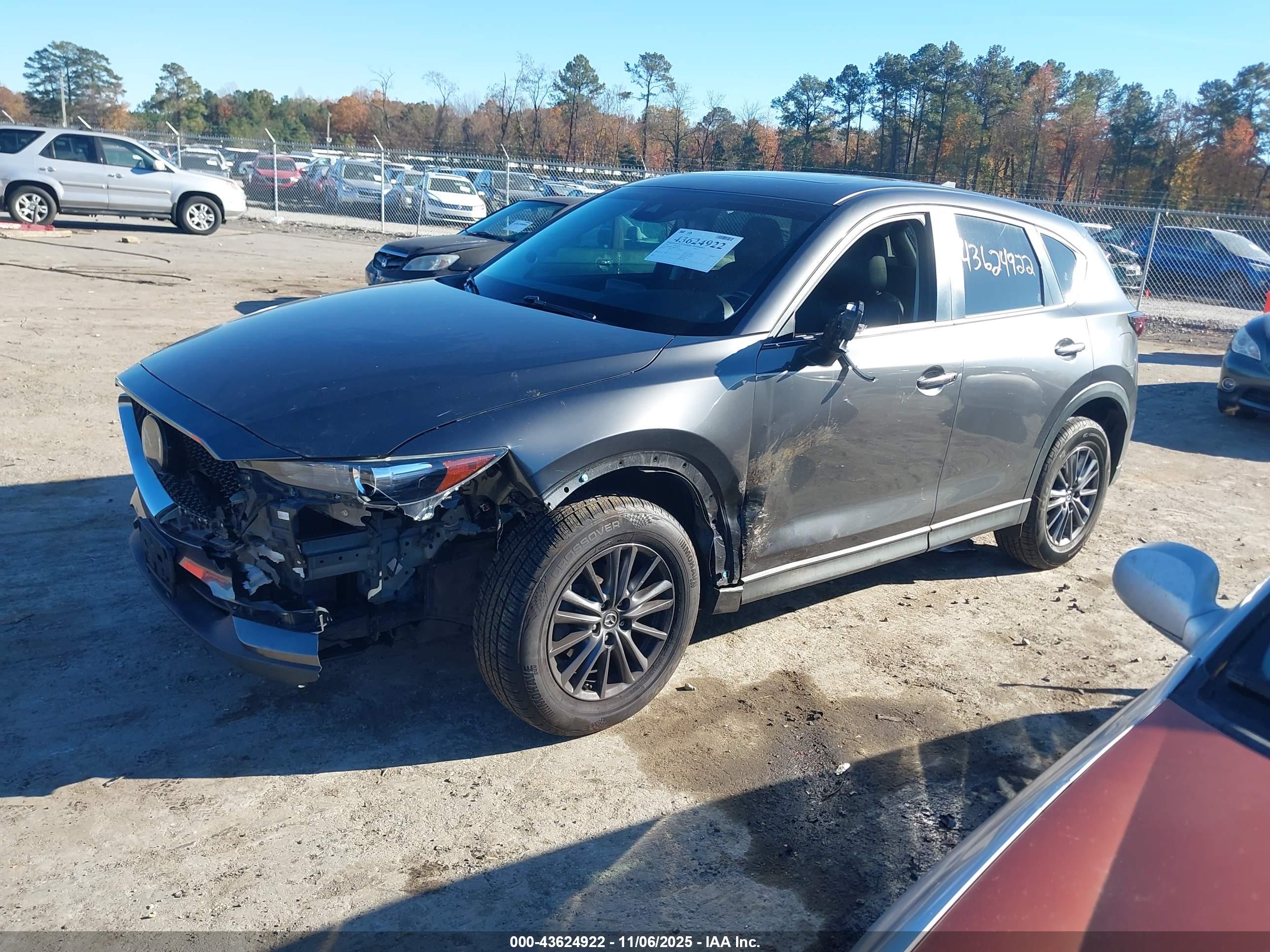 MAZDA CX-5 image 2