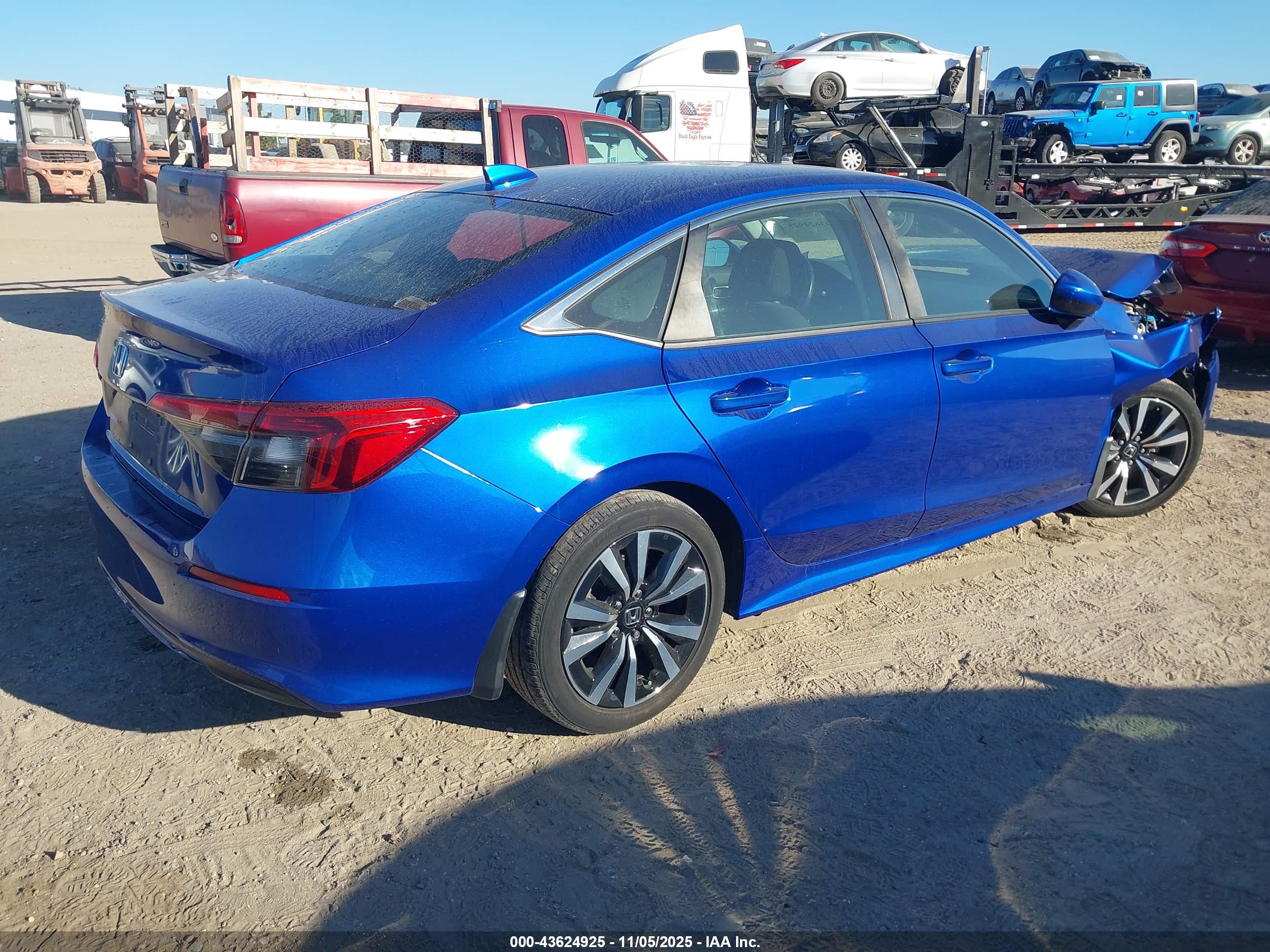 HONDA CIVIC image 4
