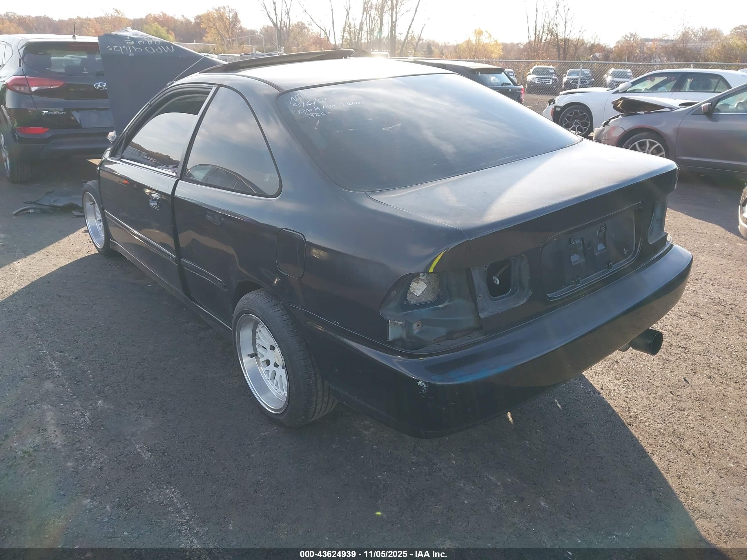 HONDA CIVIC image 3