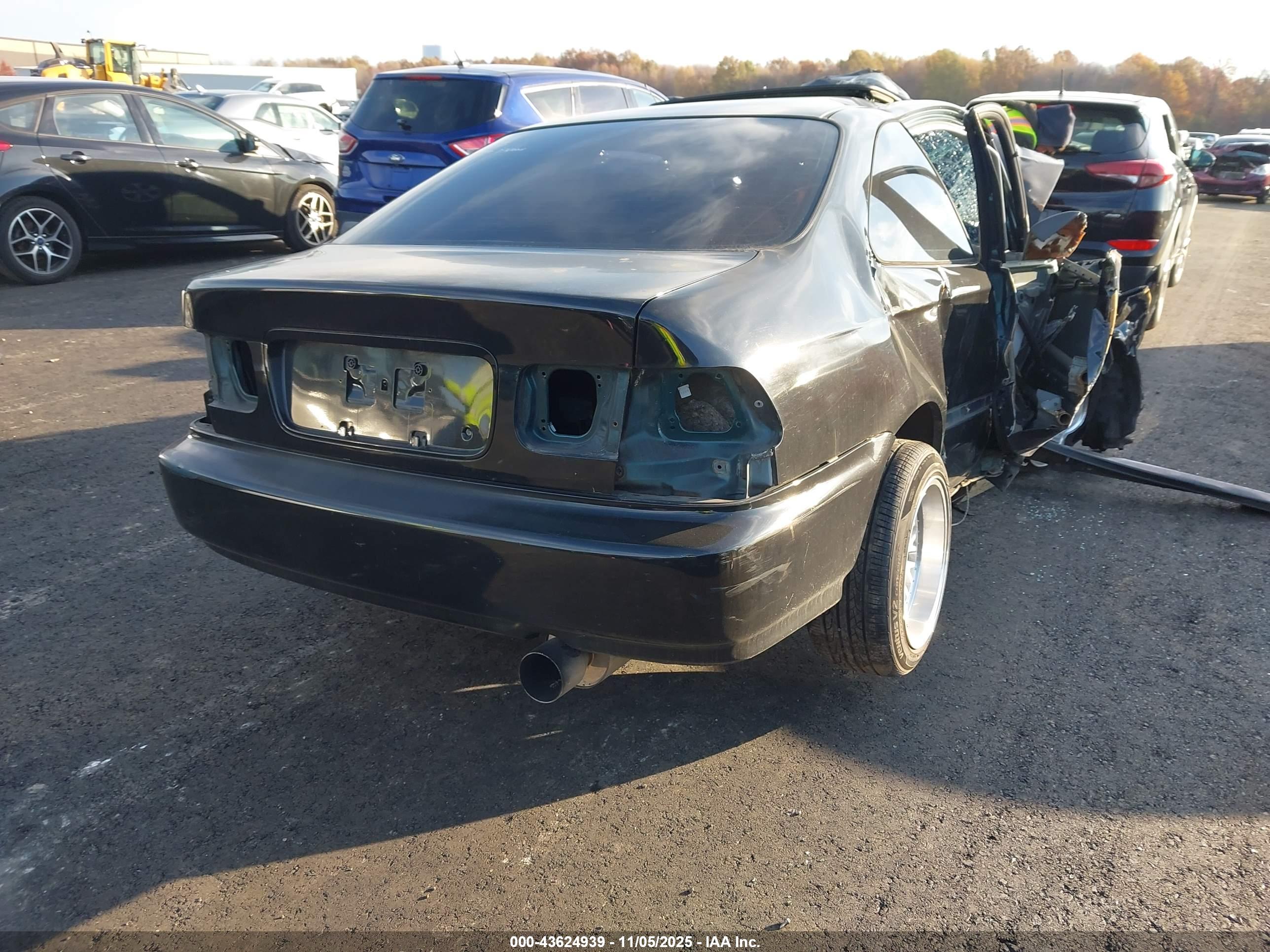 HONDA CIVIC image 4