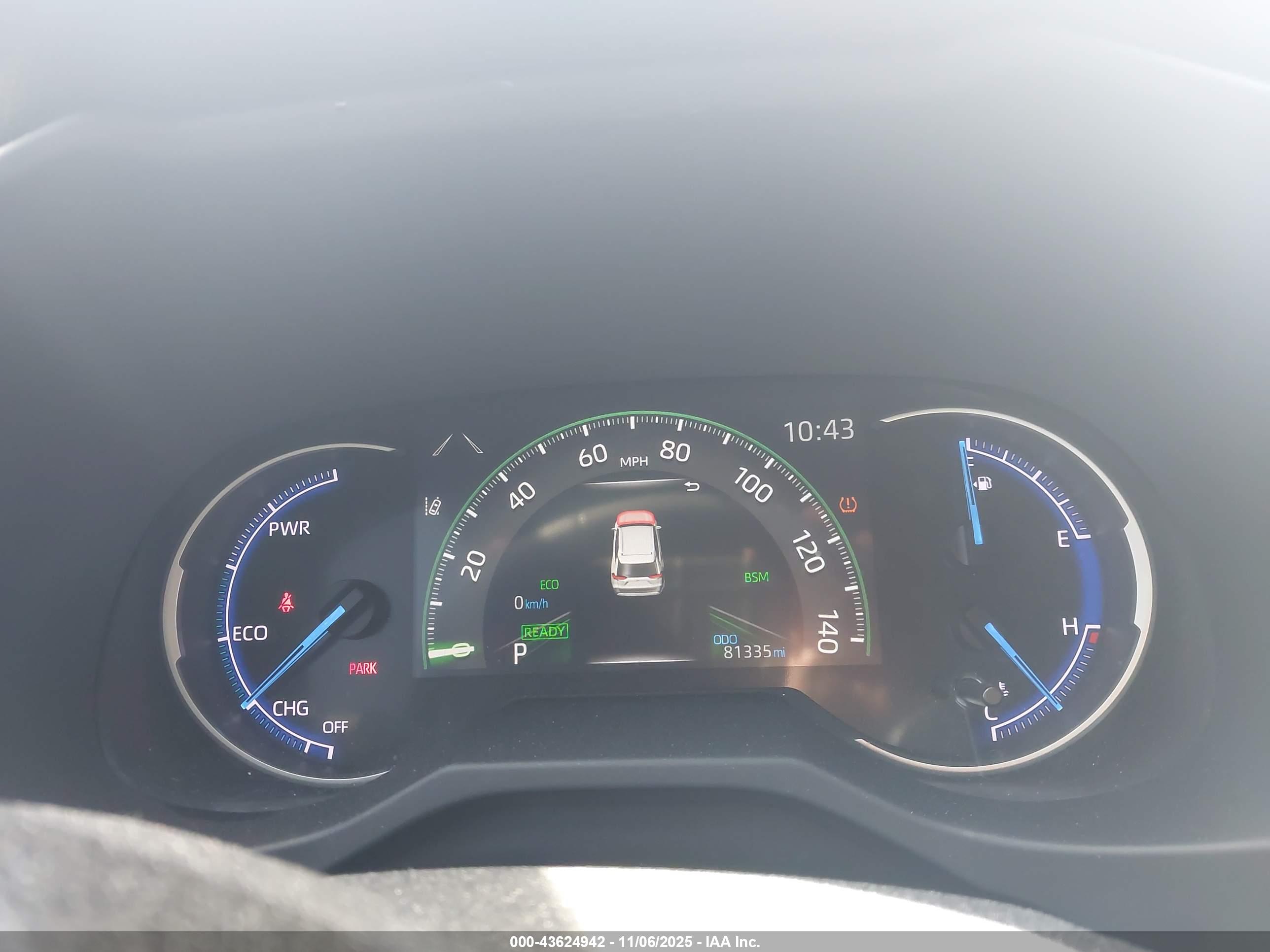 TOYOTA RAV4 image 7