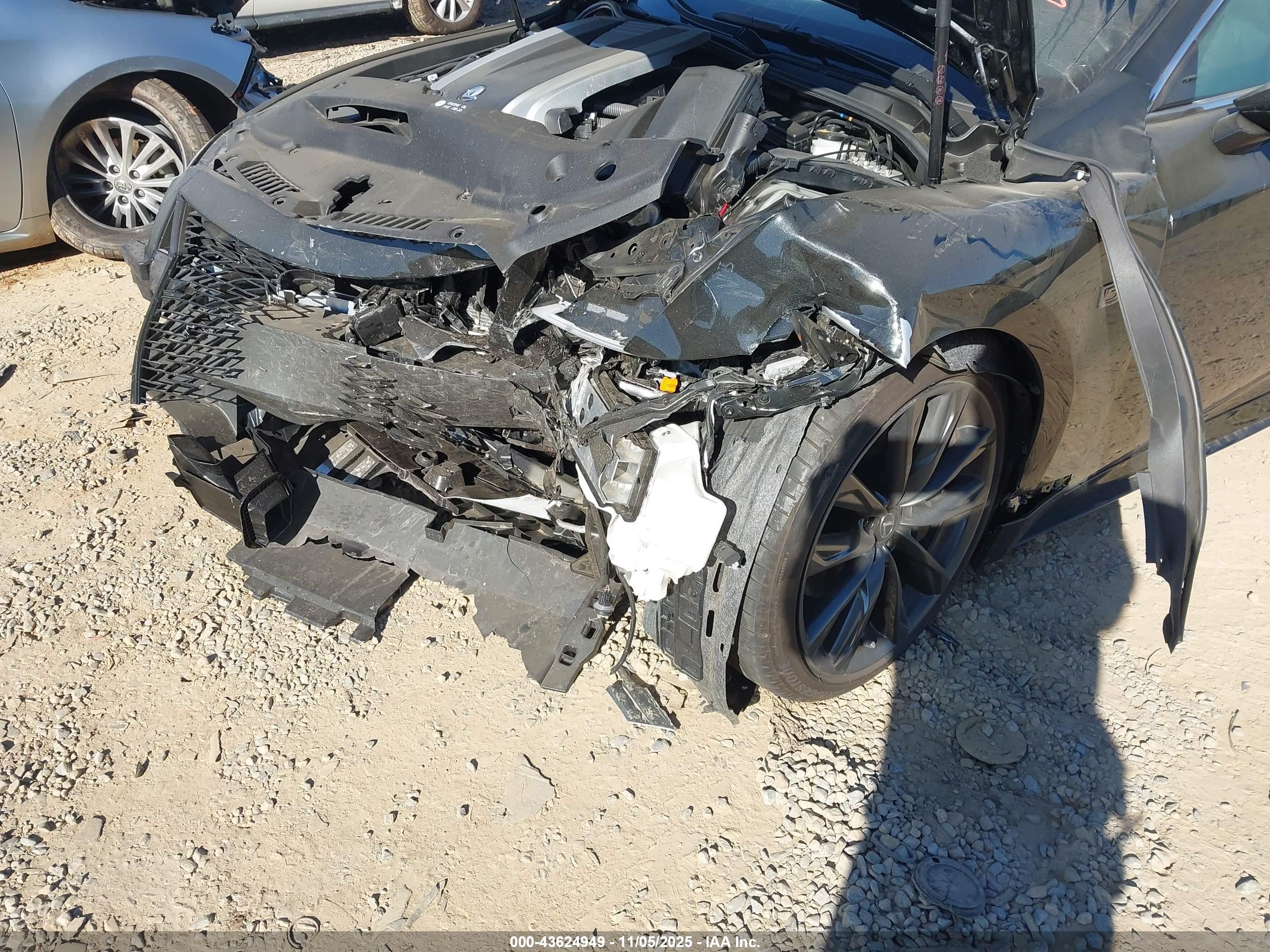 LEXUS IS image 6
