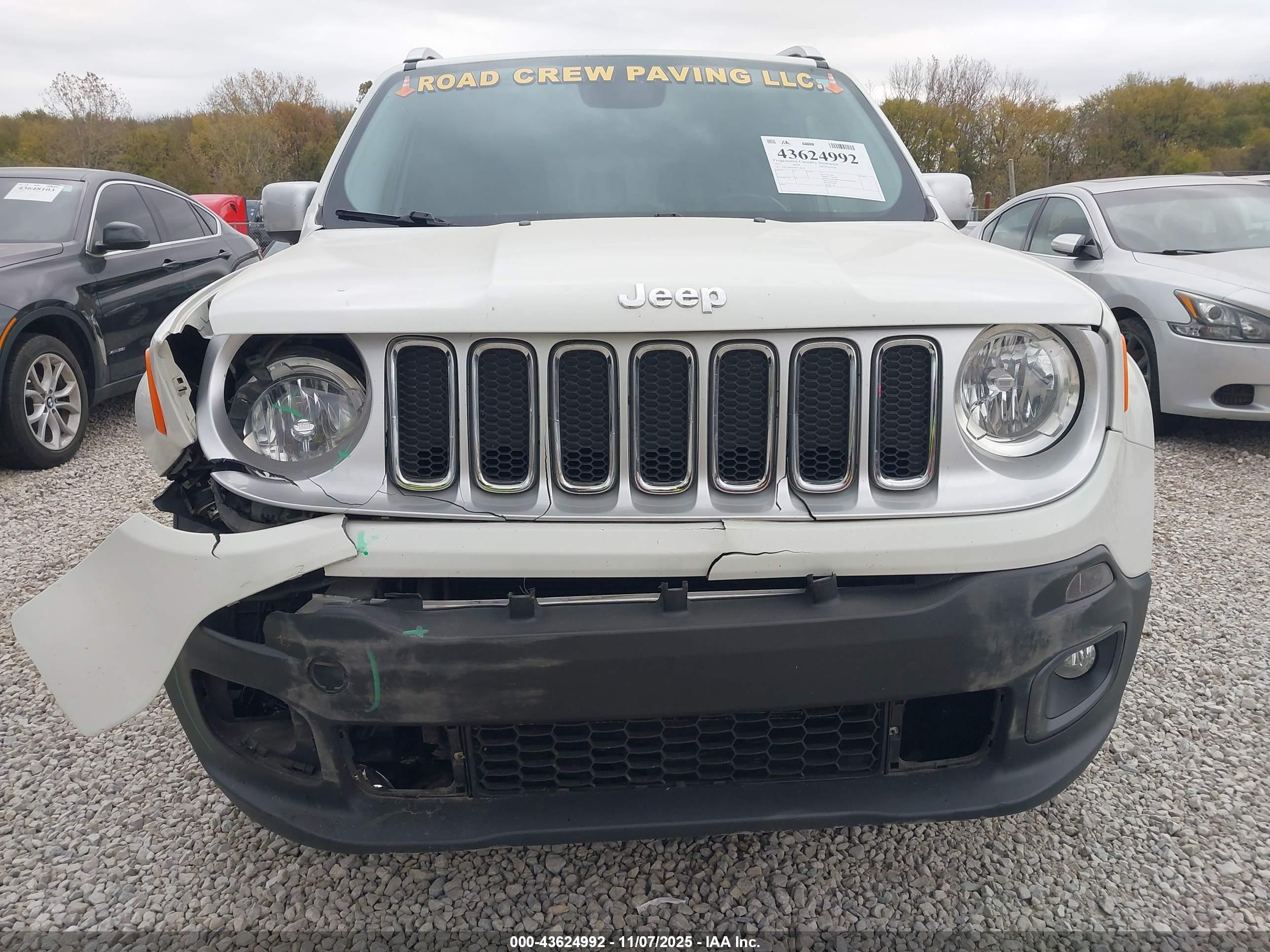 JEEP RENEGADE image 6