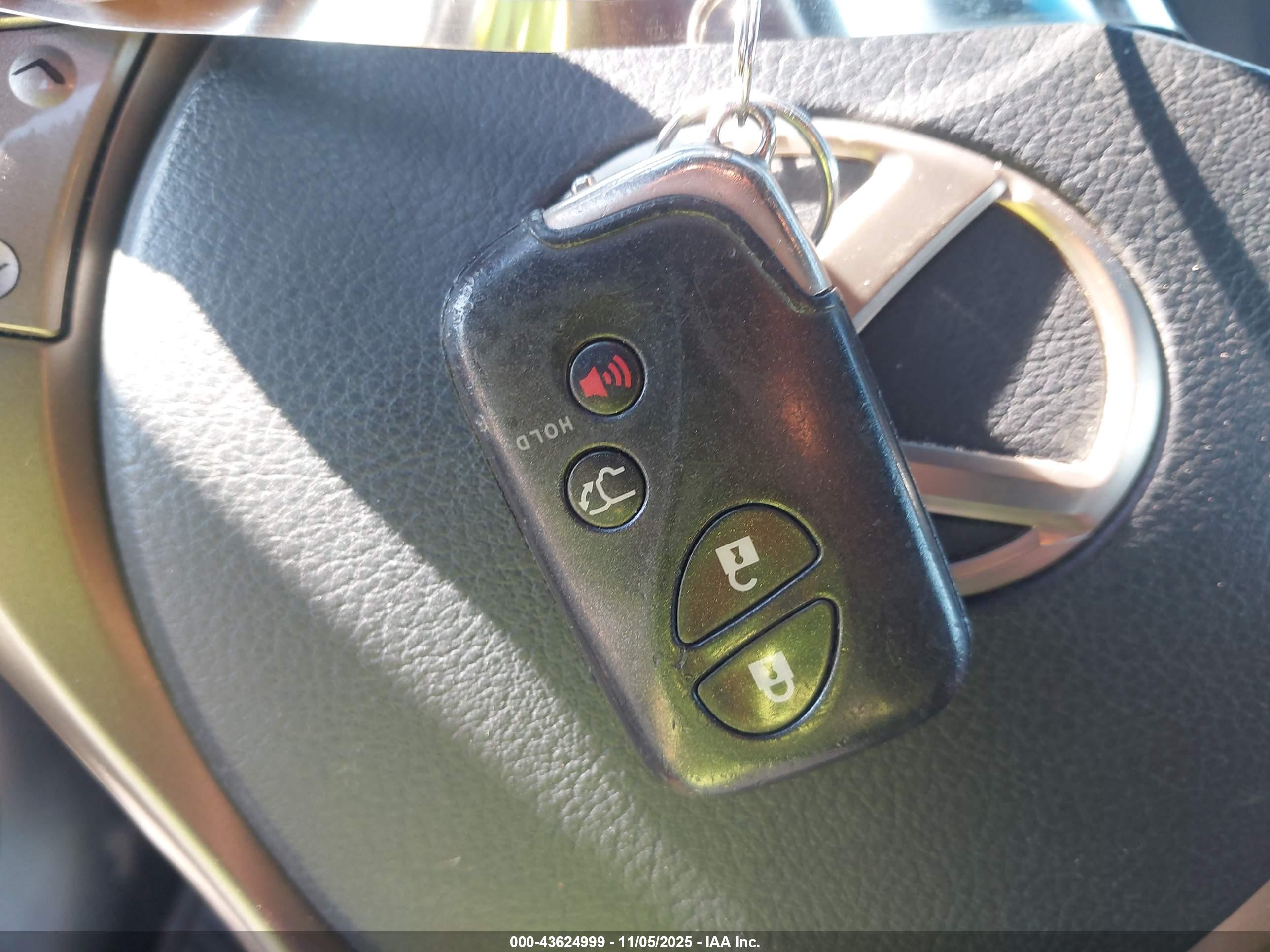 LEXUS RX image 11