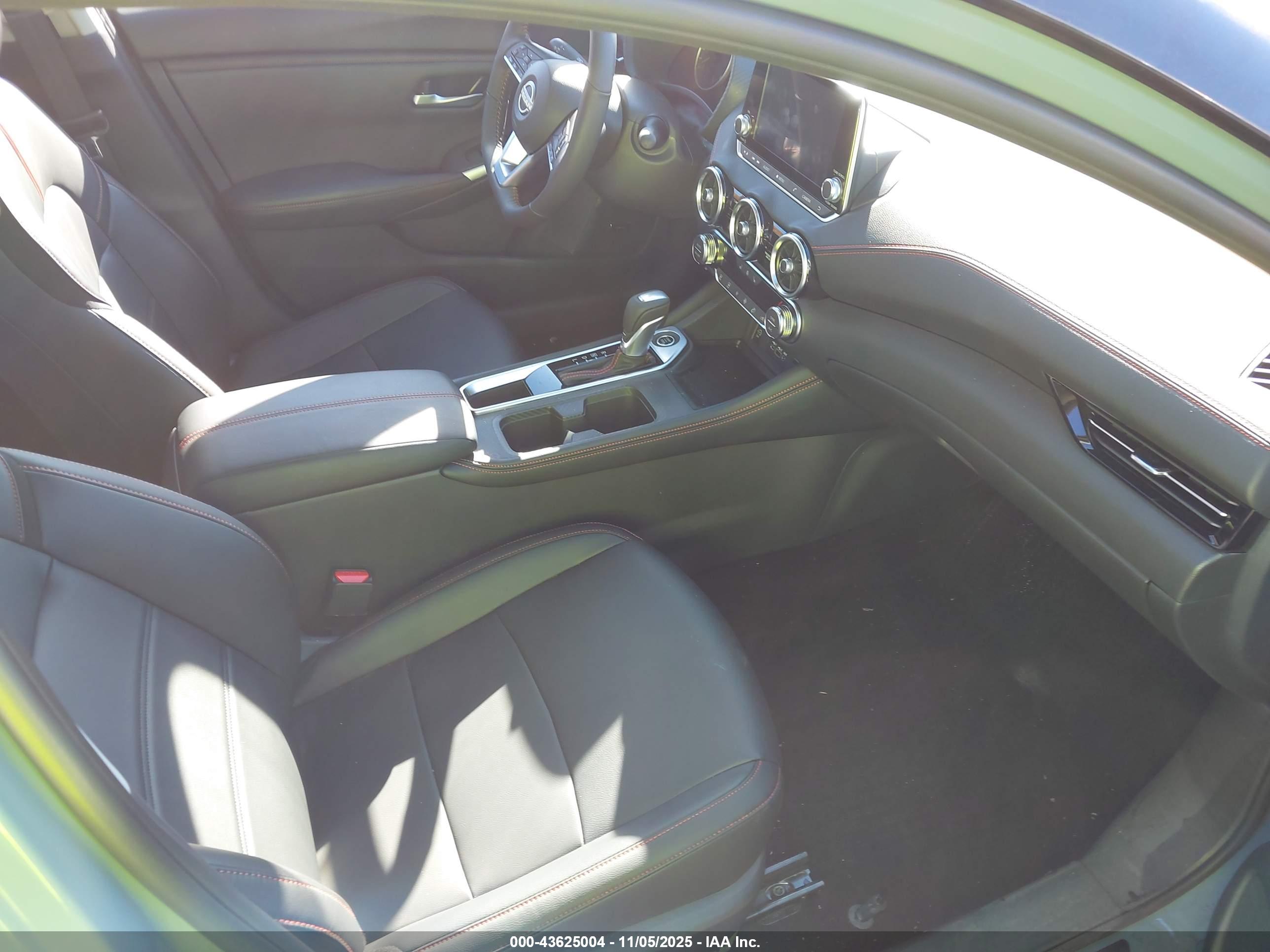 NISSAN SENTRA image 5