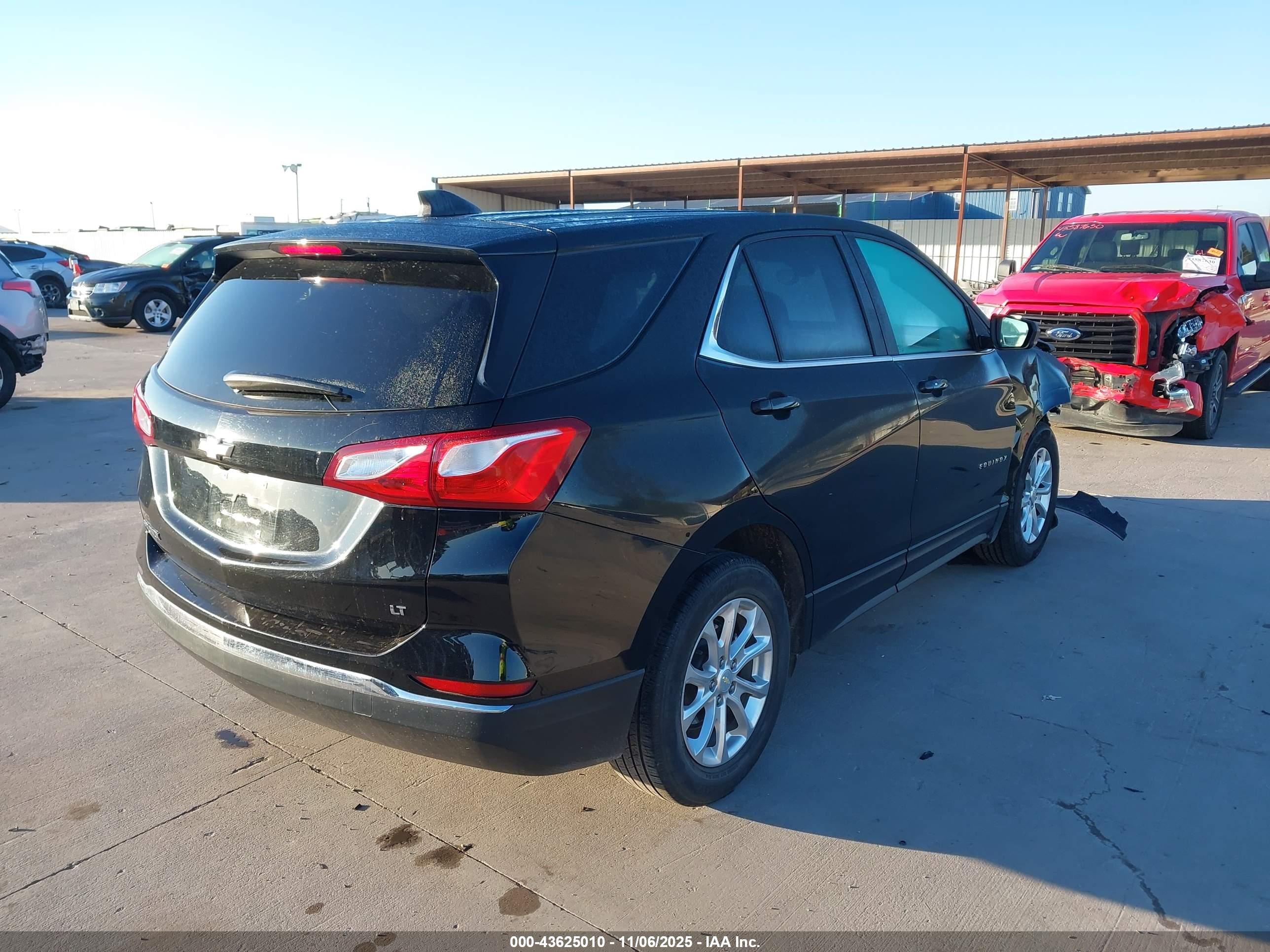 CHEVROLET EQUINOX image 4