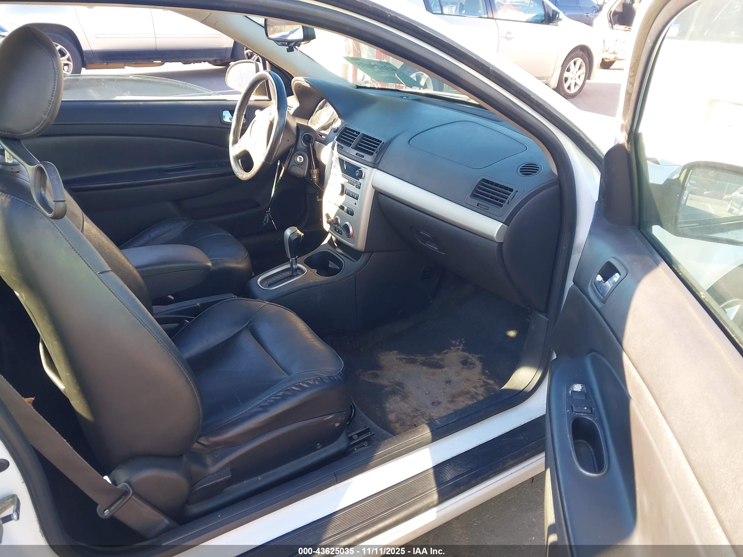 CHEVROLET COBALT image 5