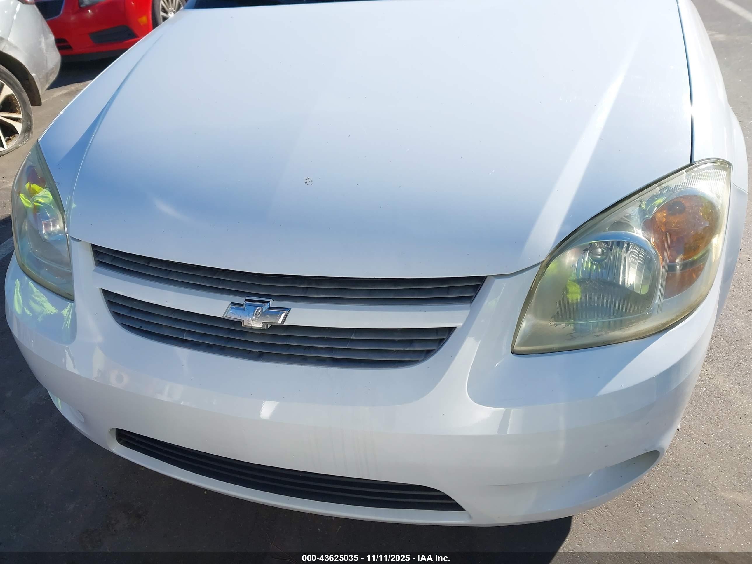 CHEVROLET COBALT image 6