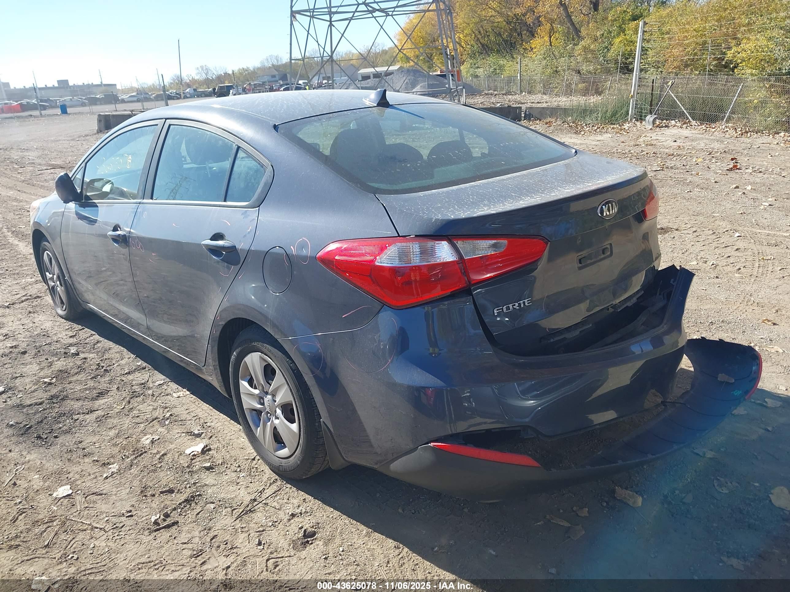KIA FORTE image 3