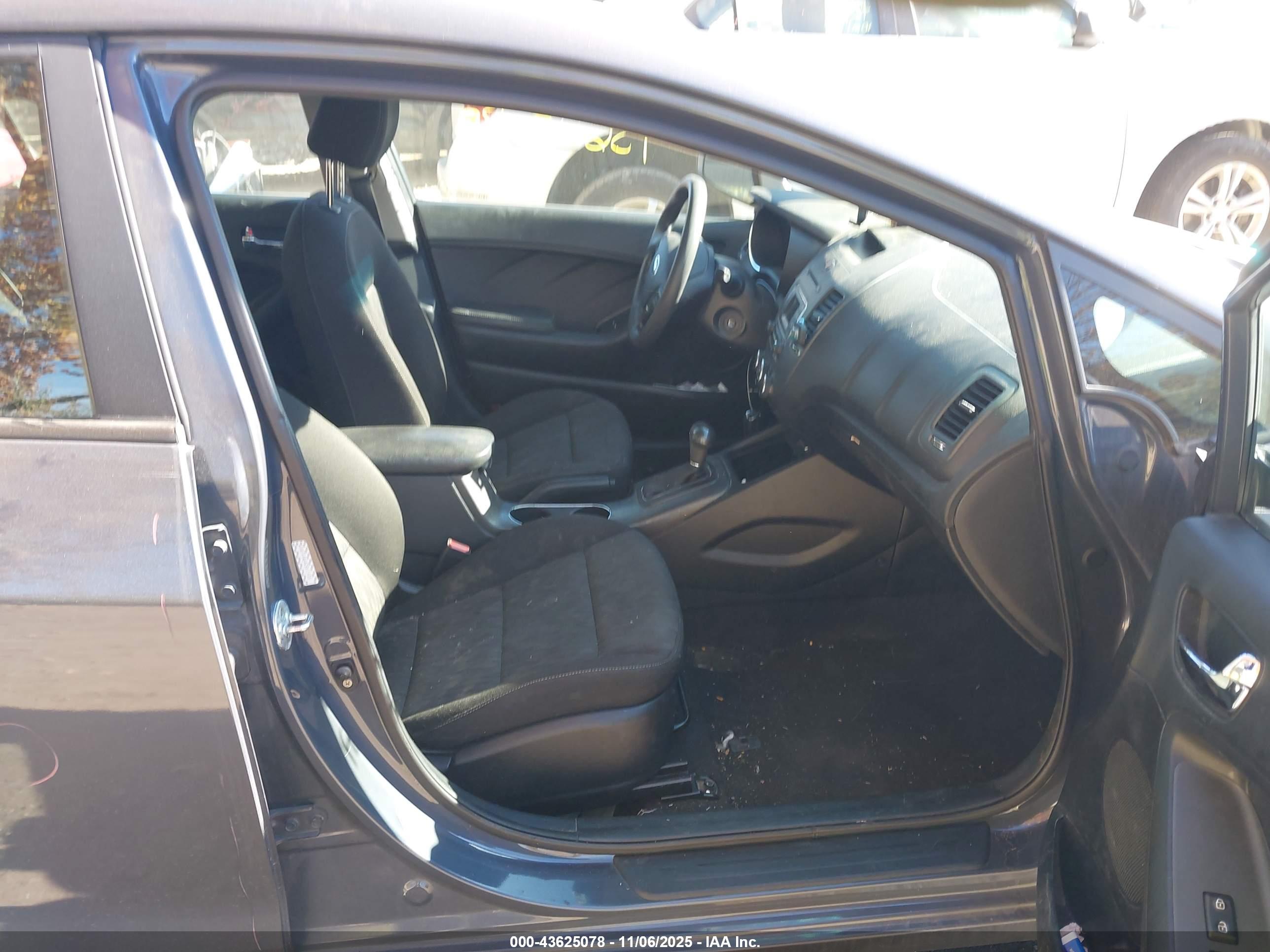 KIA FORTE image 5