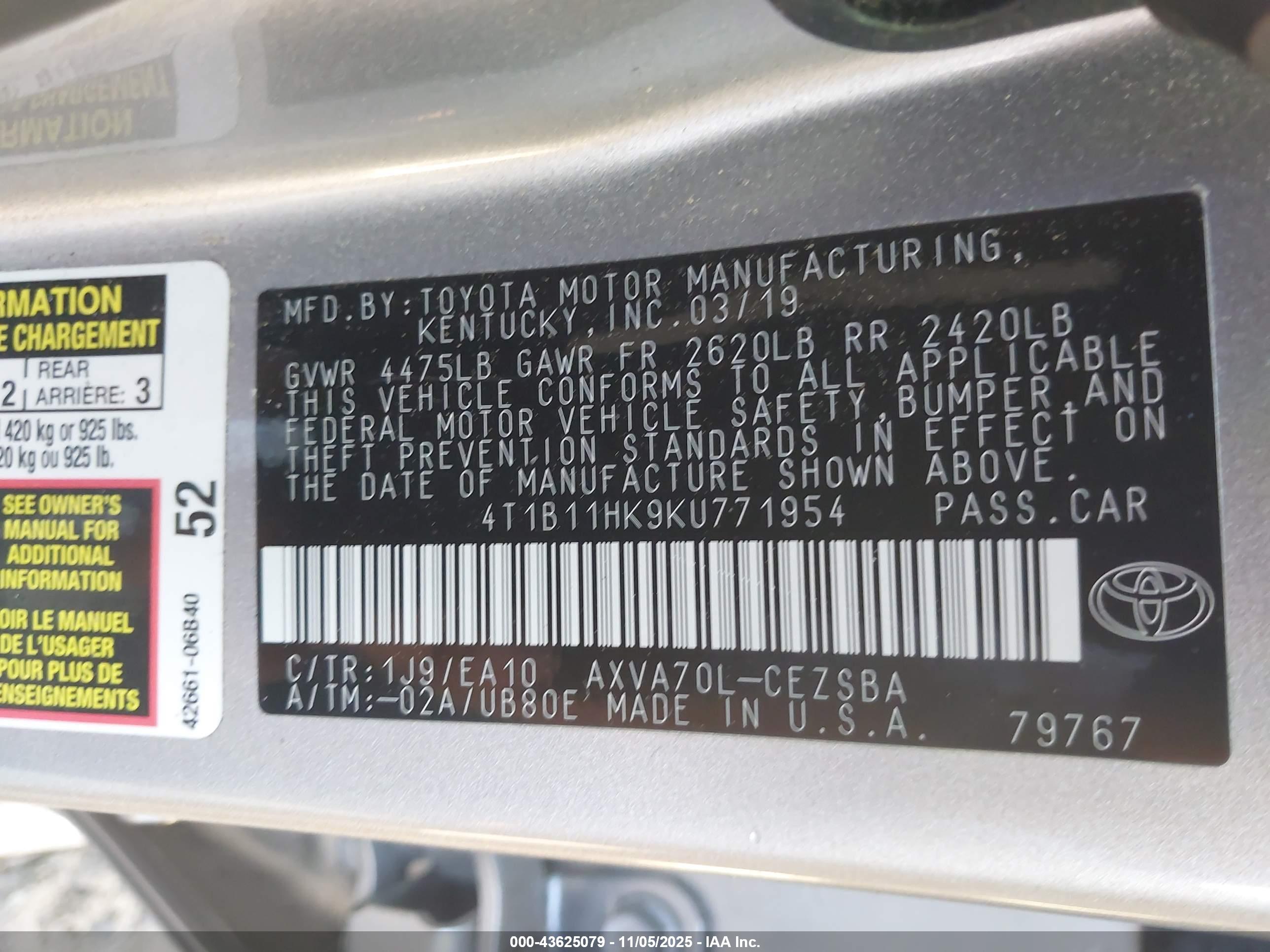 TOYOTA CAMRY image 9